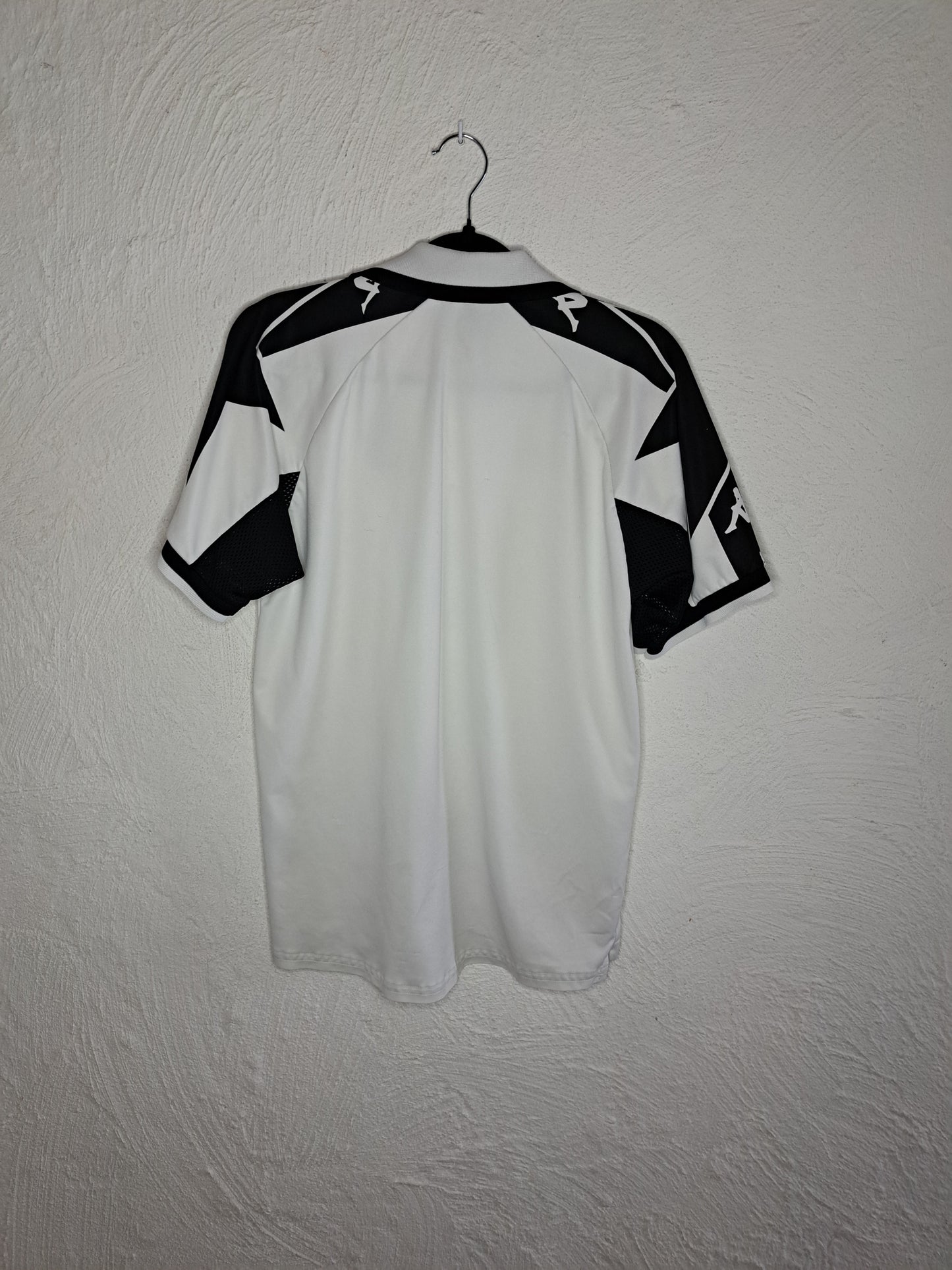 Juventus 1999-2000 away shirt (M)