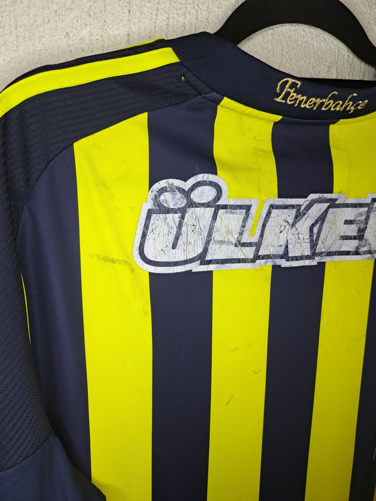 Fenerbahçe 2009-2010 home shirt (XL)
