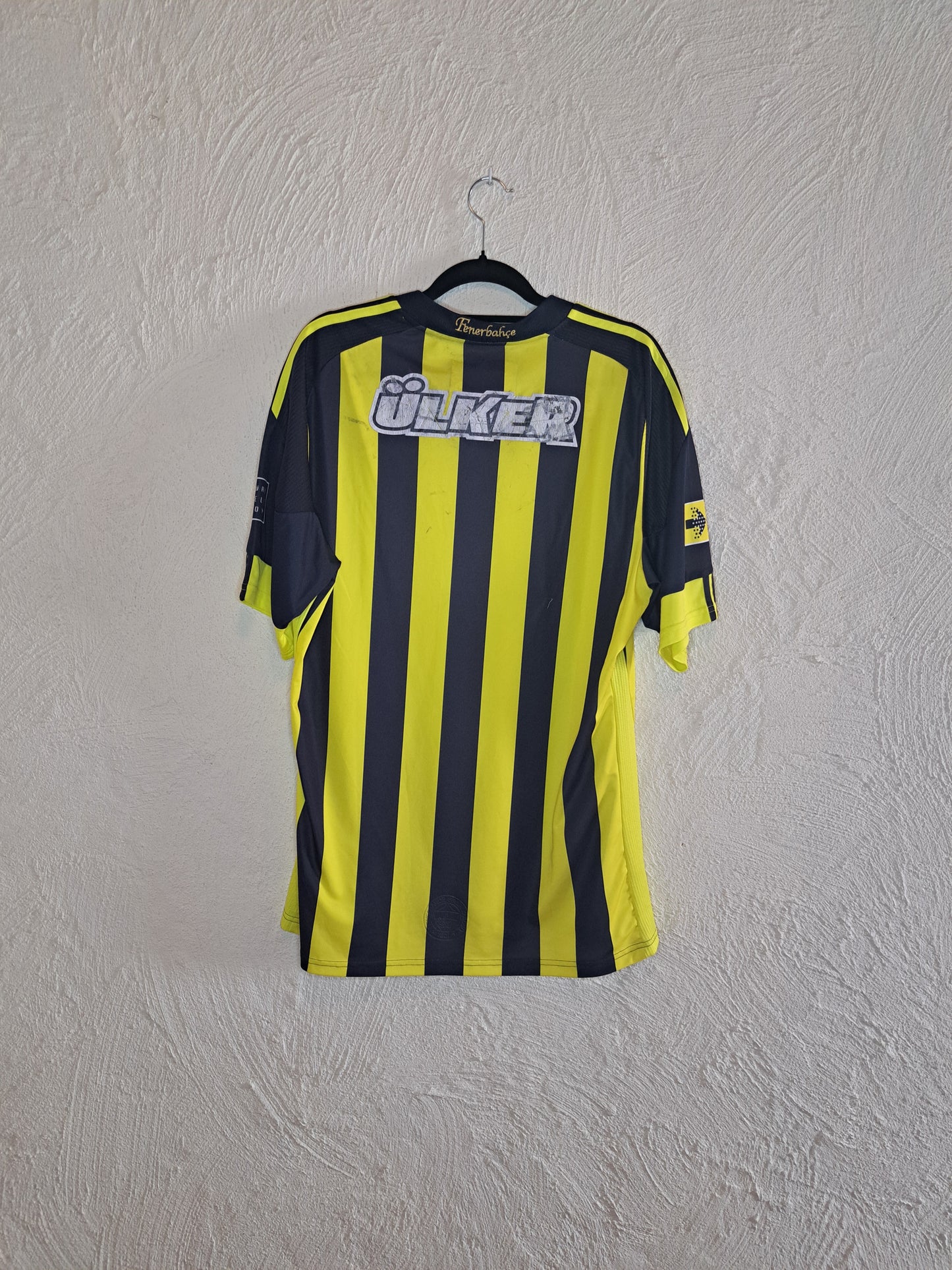Fenerbahçe 2009-2010 home shirt (XL)