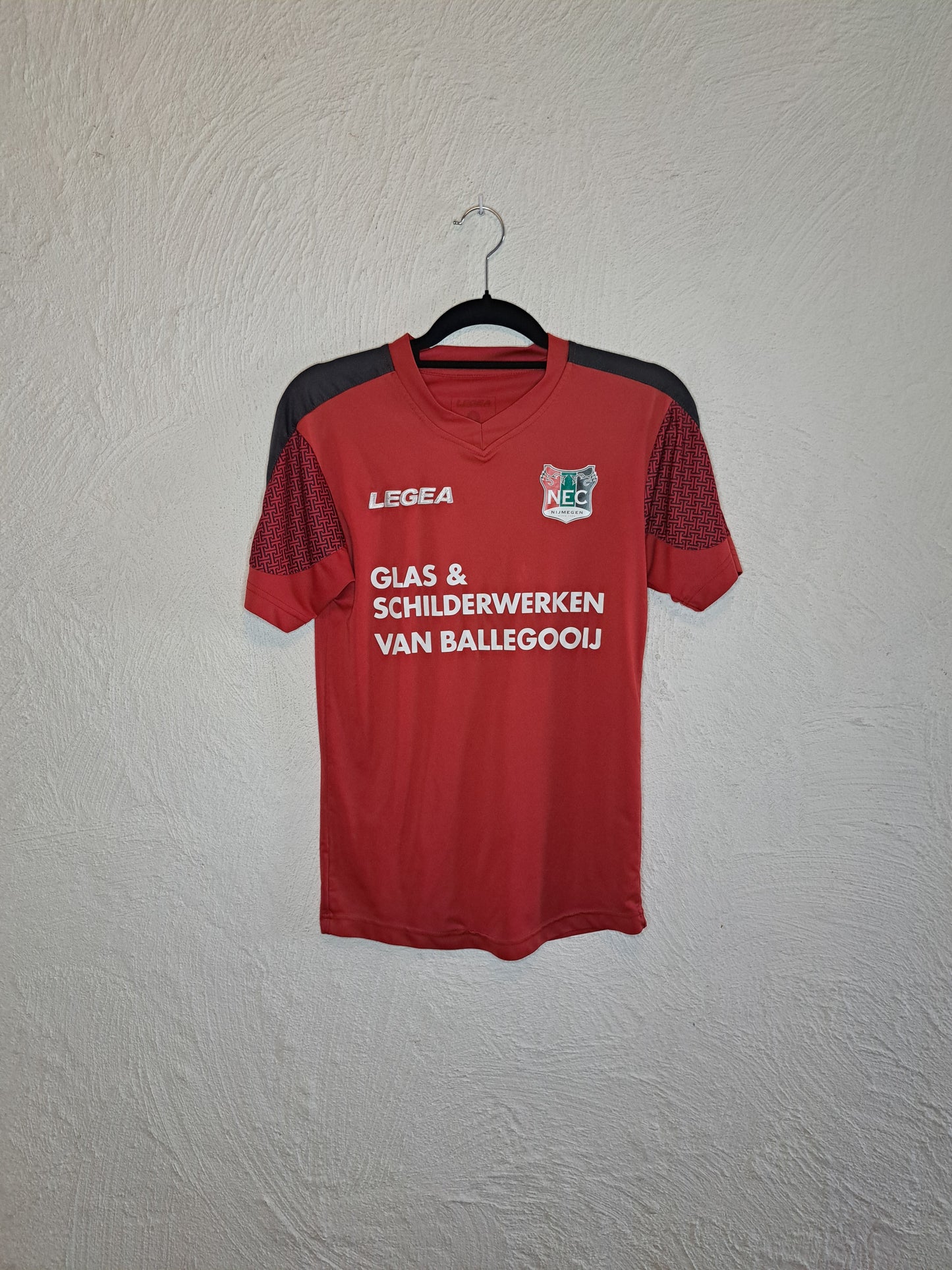 NEC 2016-2017 training shirt (S)