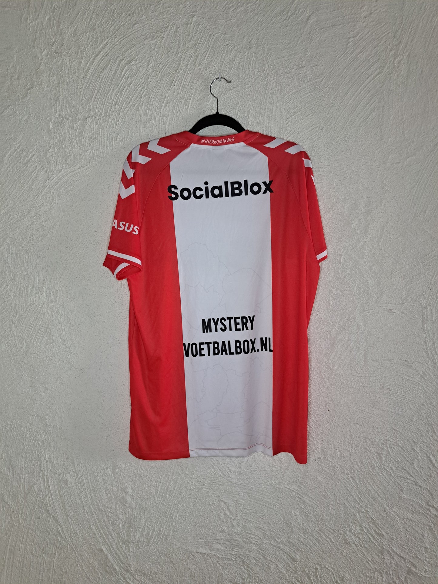 FC Emmen 2021-2022 home shirt squad signed (L)