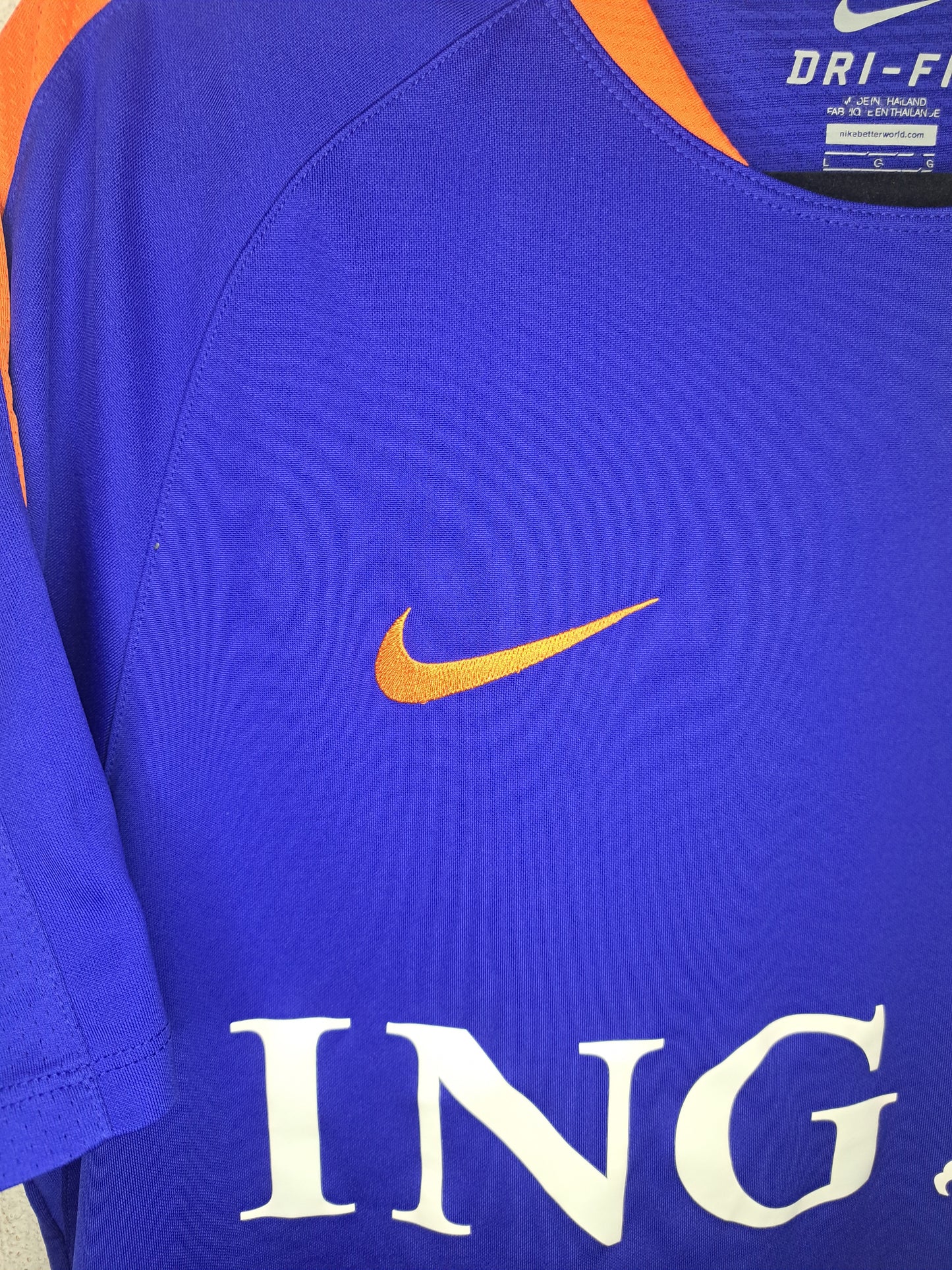 Netherlands 2016 training shirt (L)
