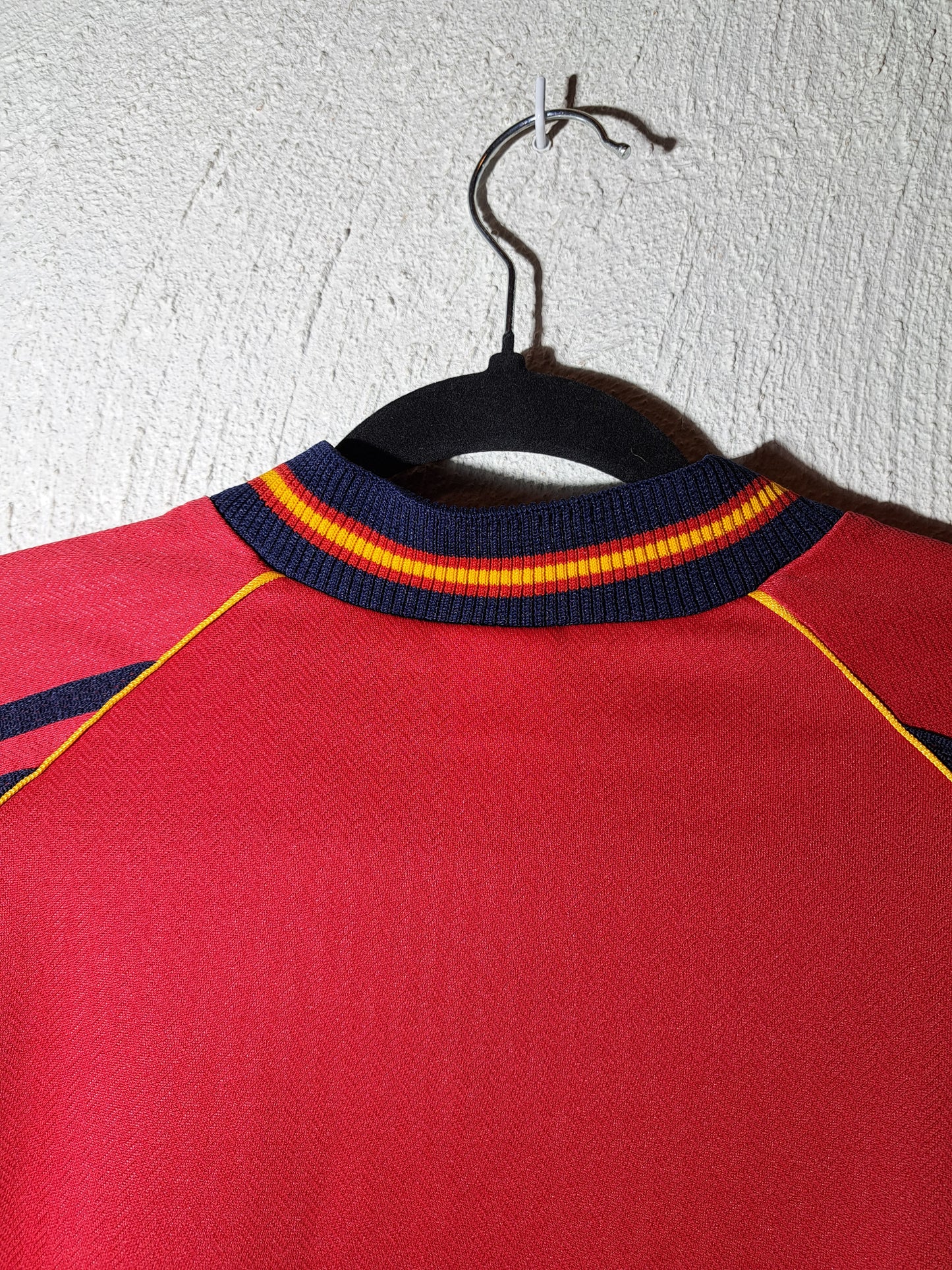 Spain 1998-1999 home shirt (M)
