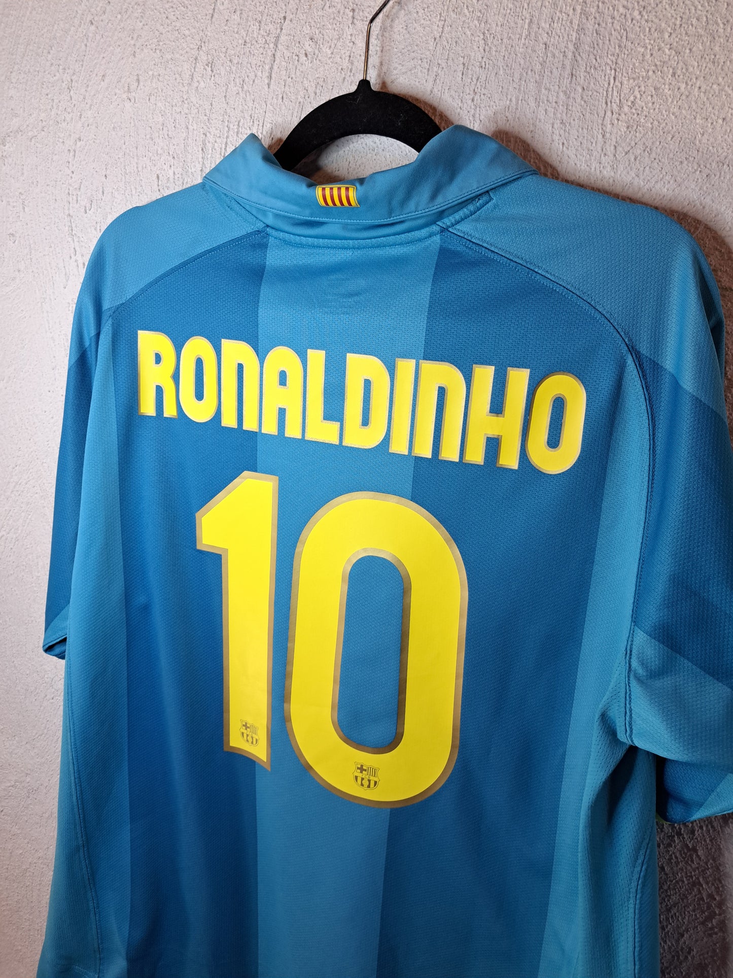 FC Barcelona 2007-2008 away shirt #Ronaldinho (L)