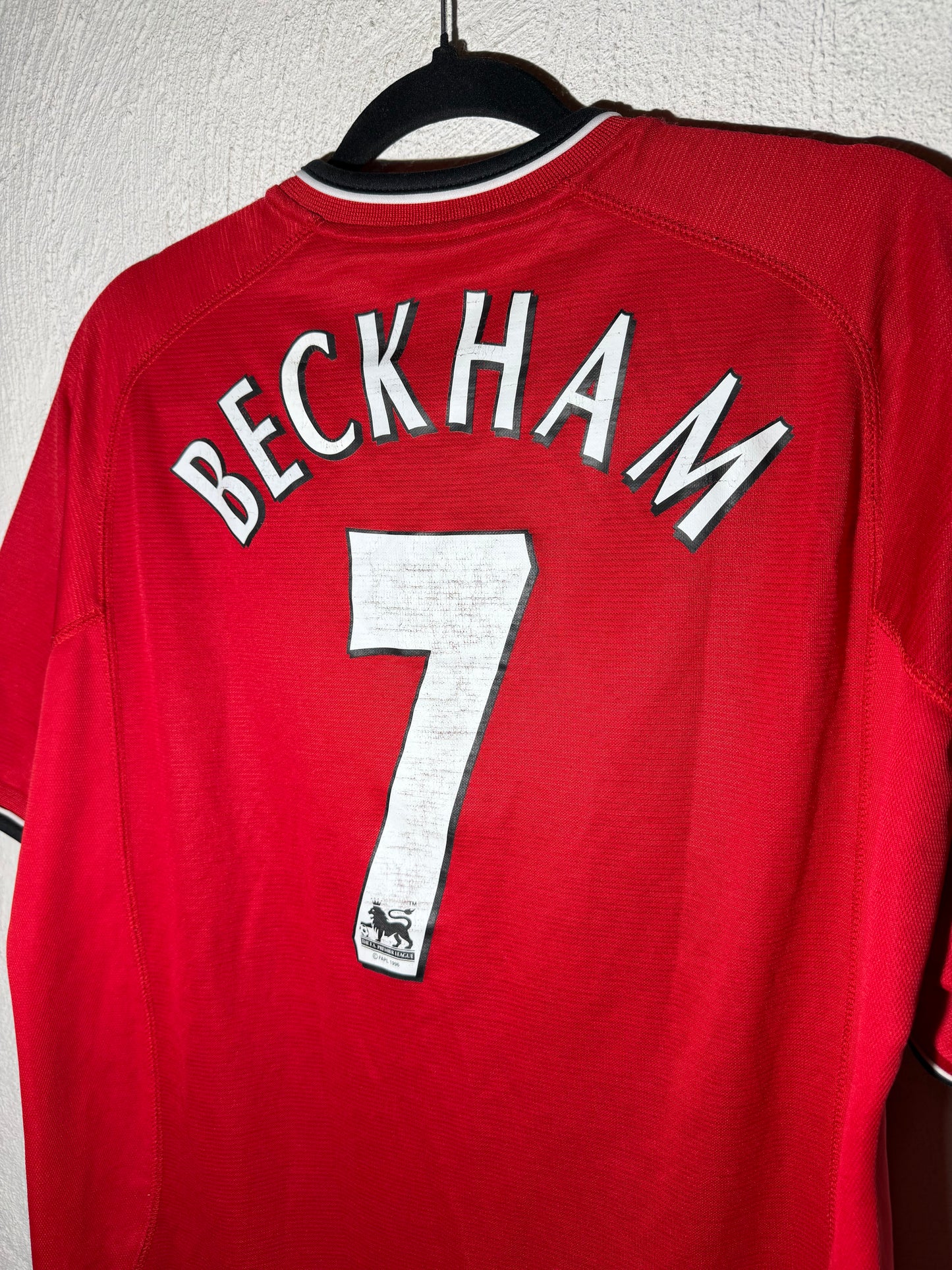 Manchester United 2000-2002 home shirt #Beckham (M)