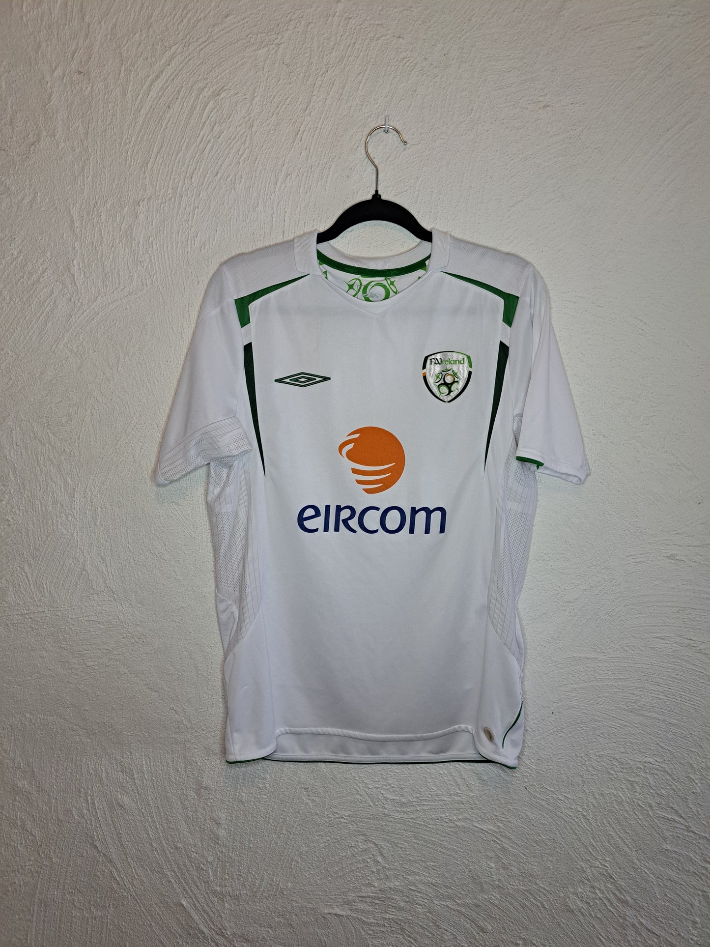 Ireland 2005-2007 away shirt (M)