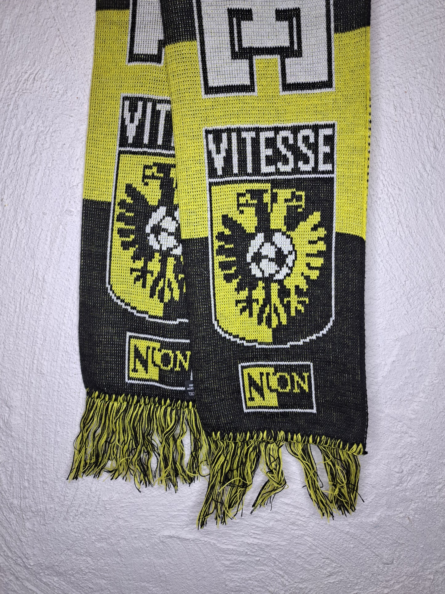 Vitesse scarf
