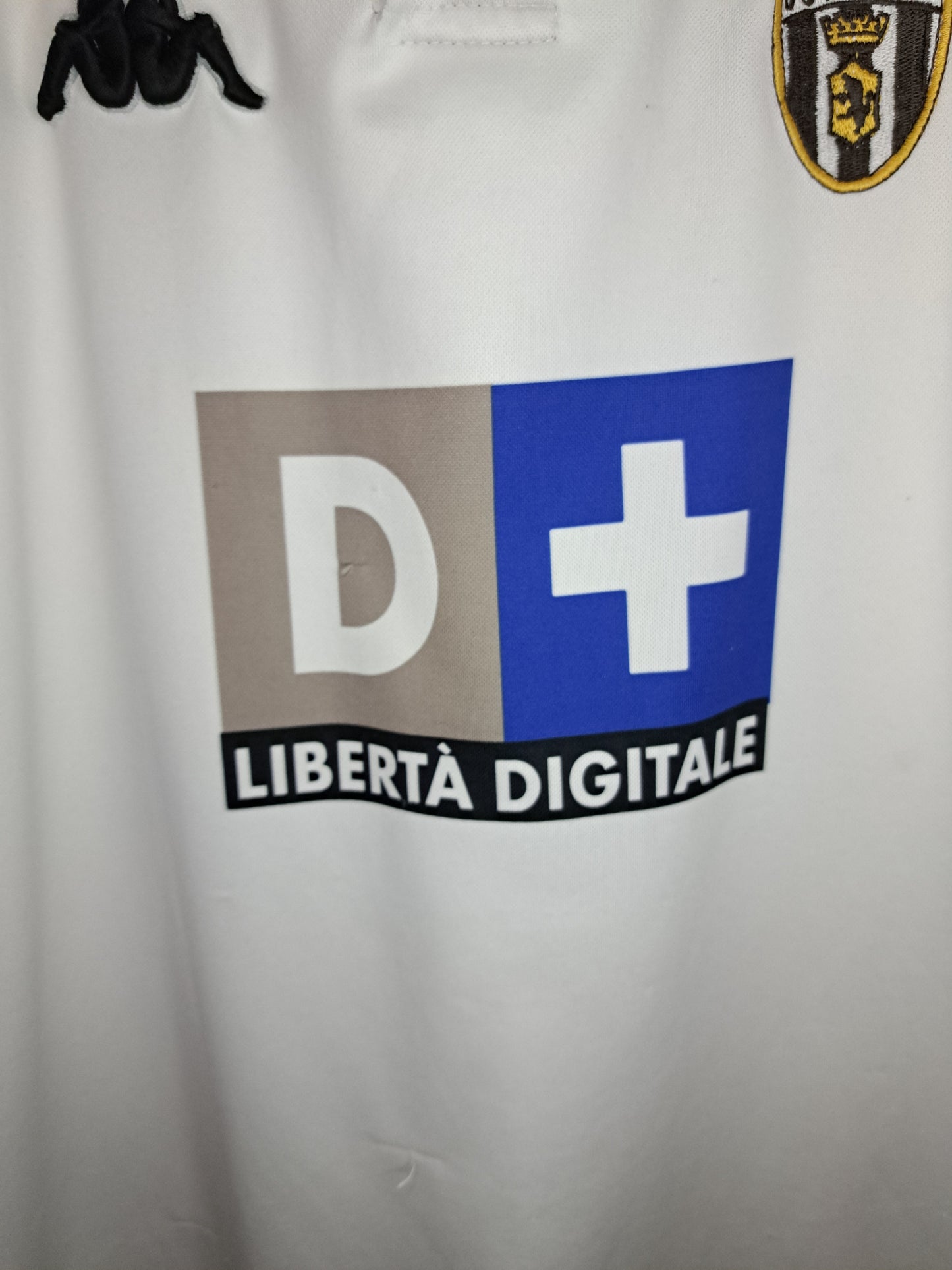 Juventus 1999-2000 away shirt (M)
