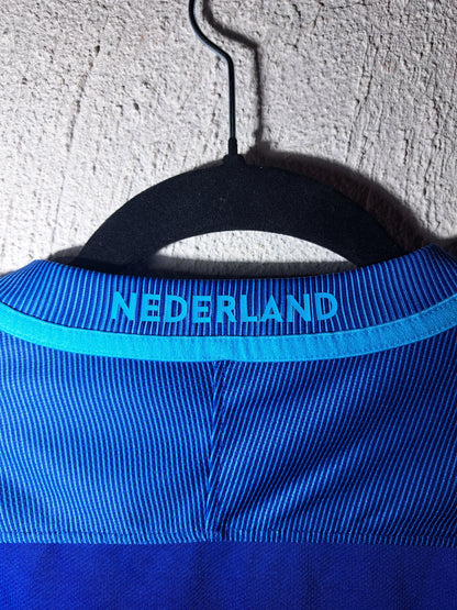 The Netherlands 2016-2017 away shirt (M)