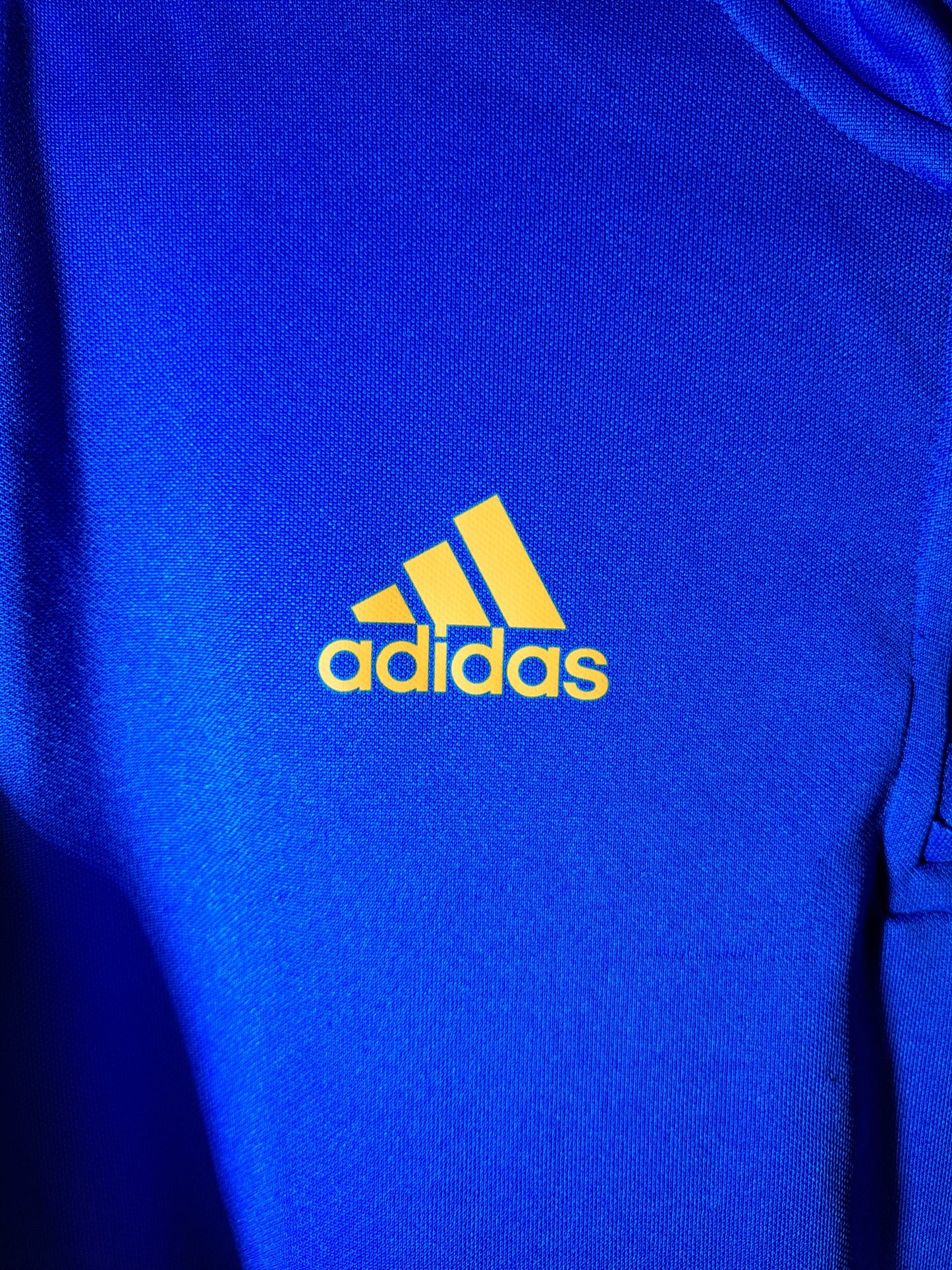 Real Madrid 2021-2022 training shirt (L)