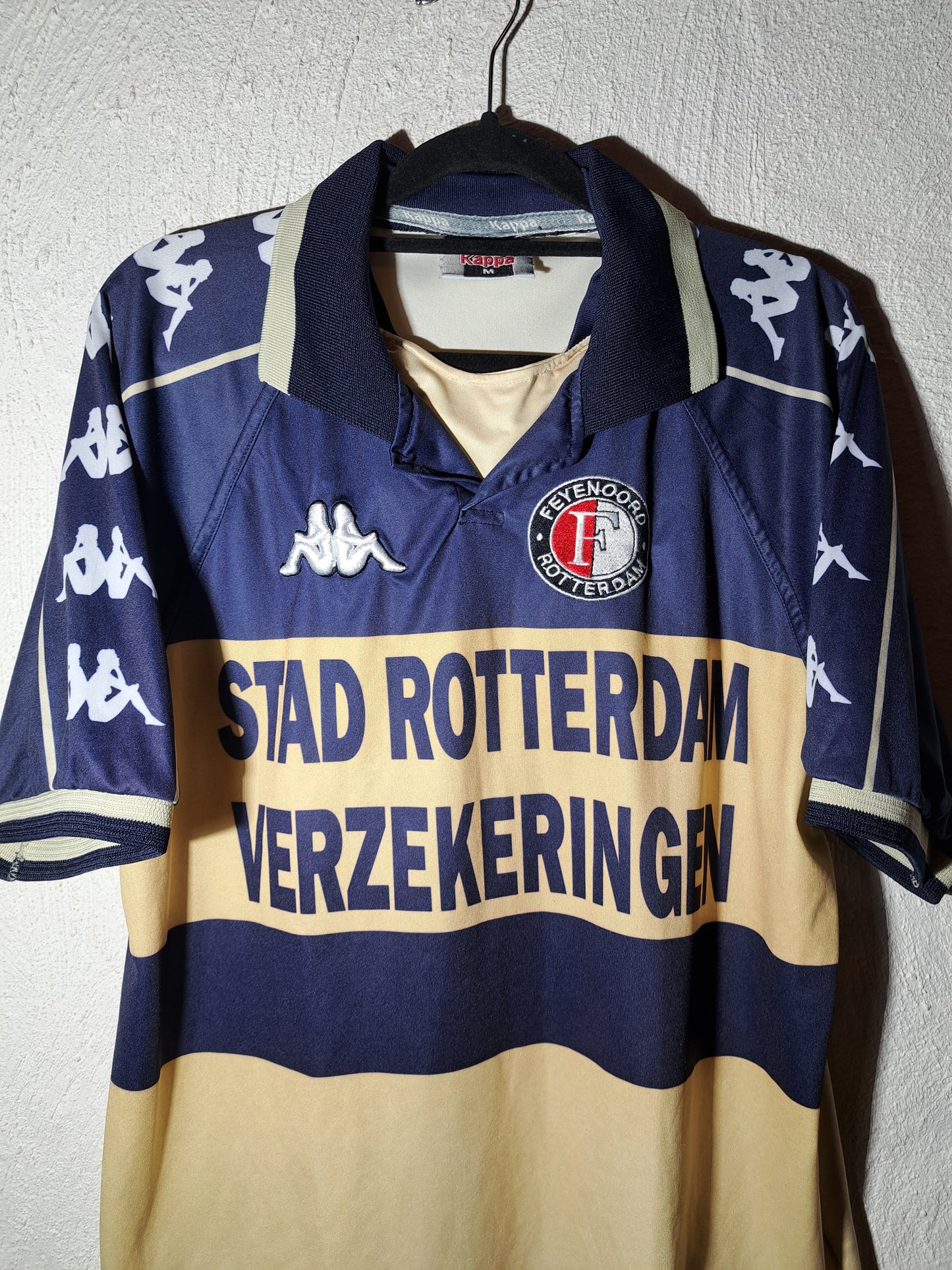 Feyenoord 2000-2001 away shirt (M)