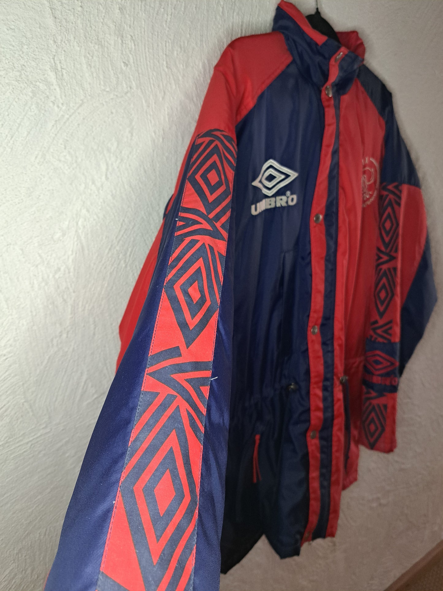 Ajax 1996-1997 Umbro Padded Bench Coat (L)