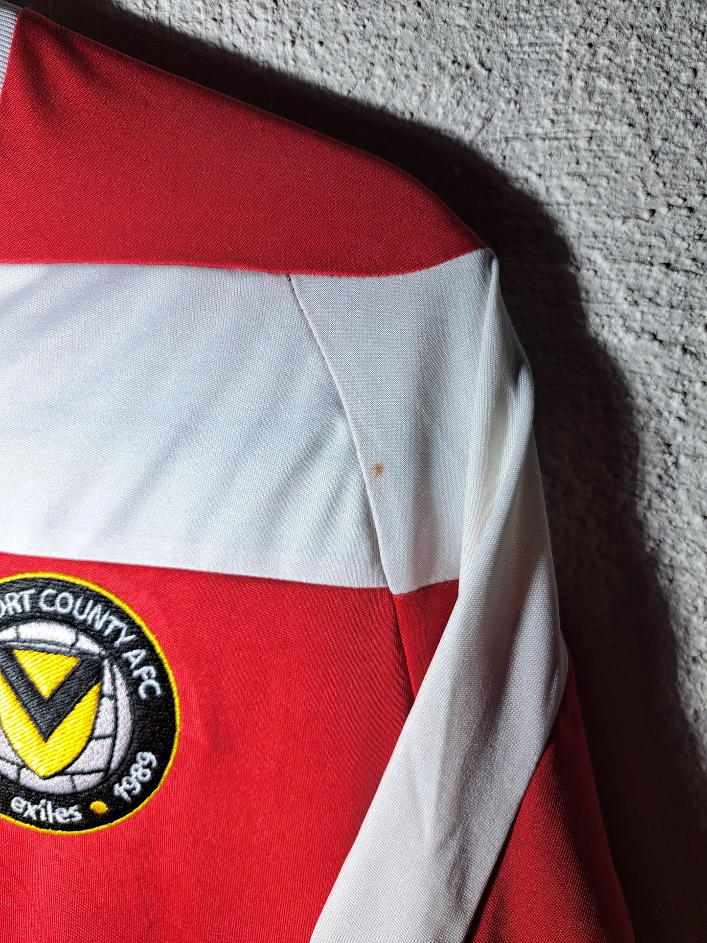 Newport County 2015-2016 away shirt (L)