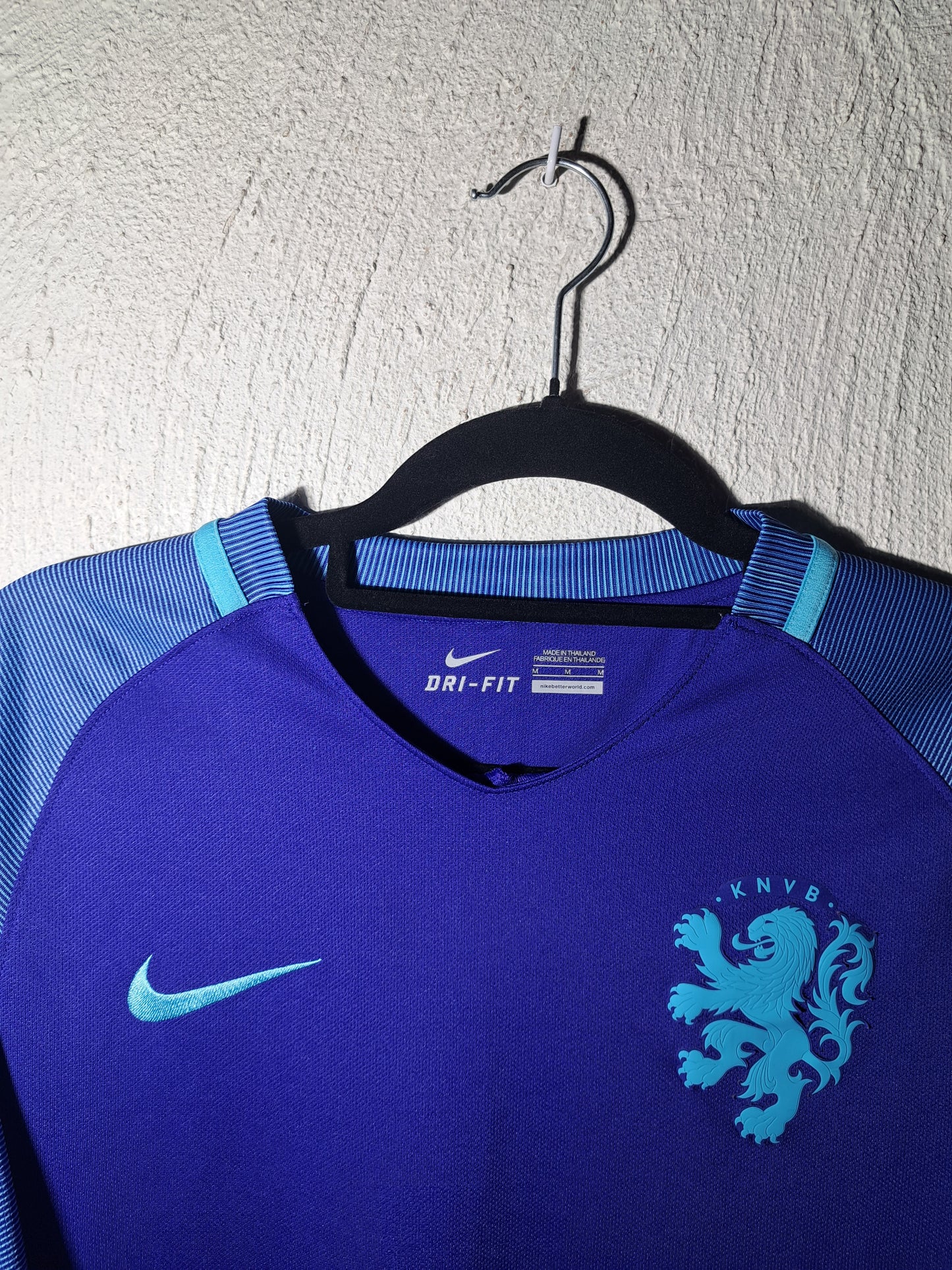 Netherlands 2016-2017 away shirt (M)