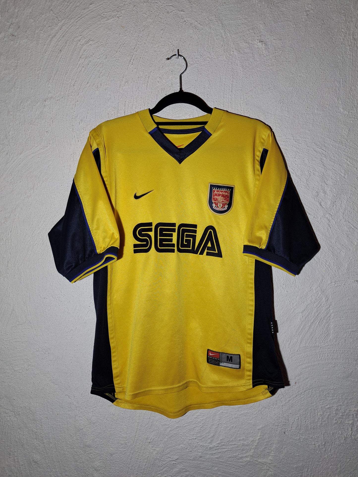 Arsenal 1999-2001 away shirt (M) #Bergkamp