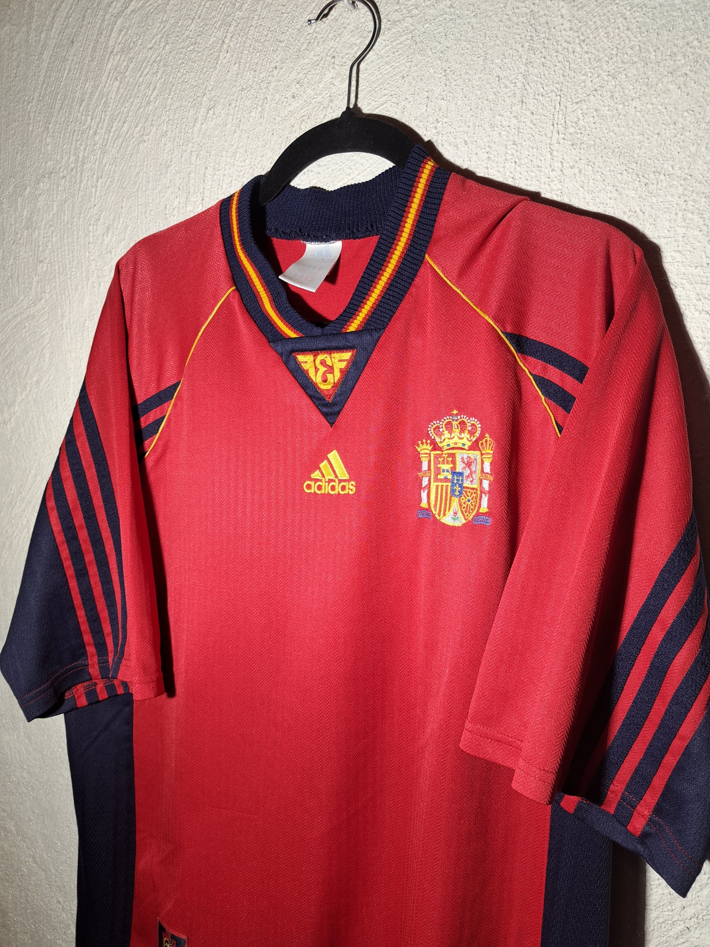 Spain 1998-1999 home shirt (XL)