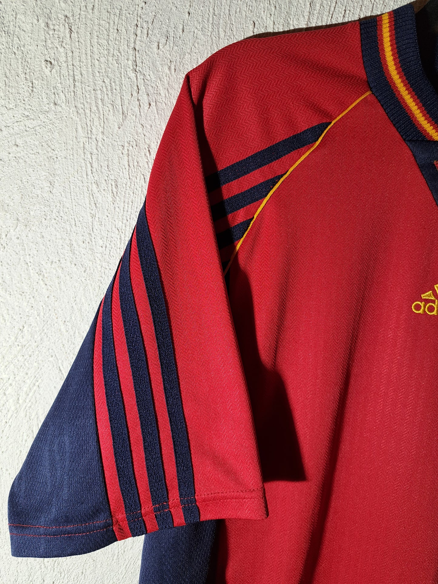 Spain 1998-1999 home shirt (M)