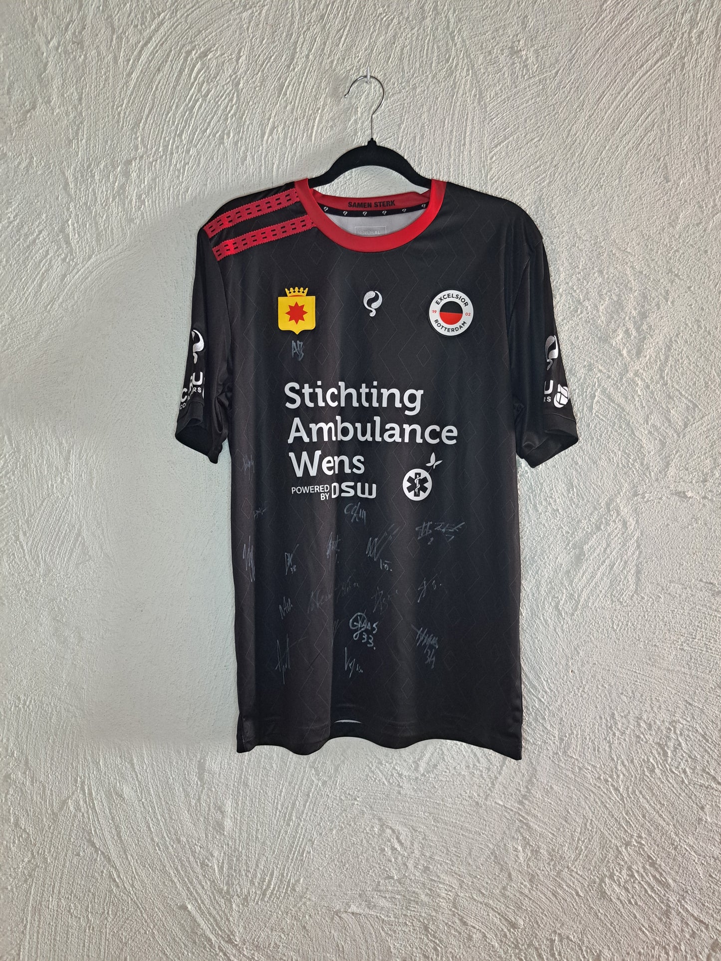Excelsior 2022-2023 home shirt  squad signed (XL)