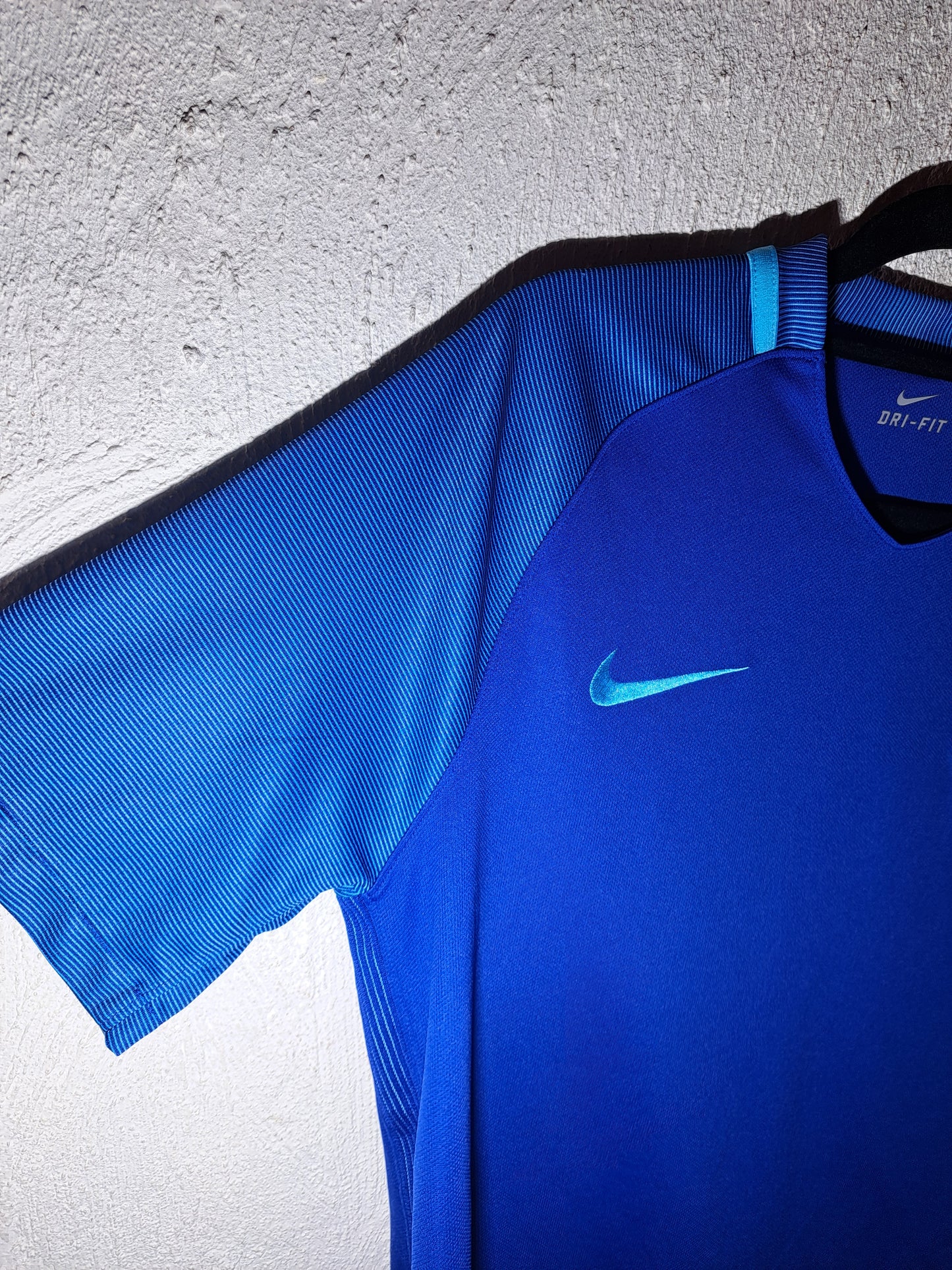 The Netherlands 2016-2017 away shirt (M)