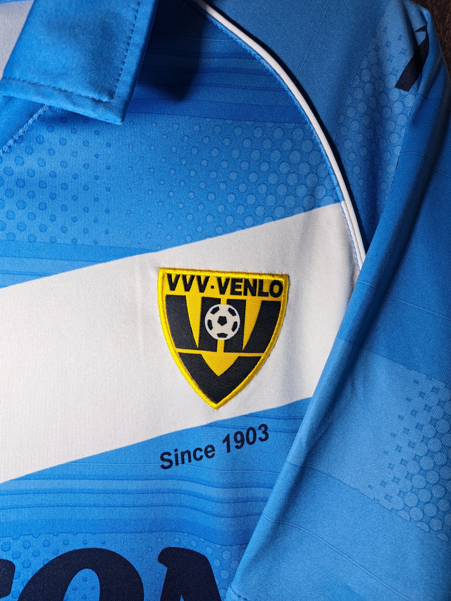 VVV Venlo 2012-2013 away shirt (M)
