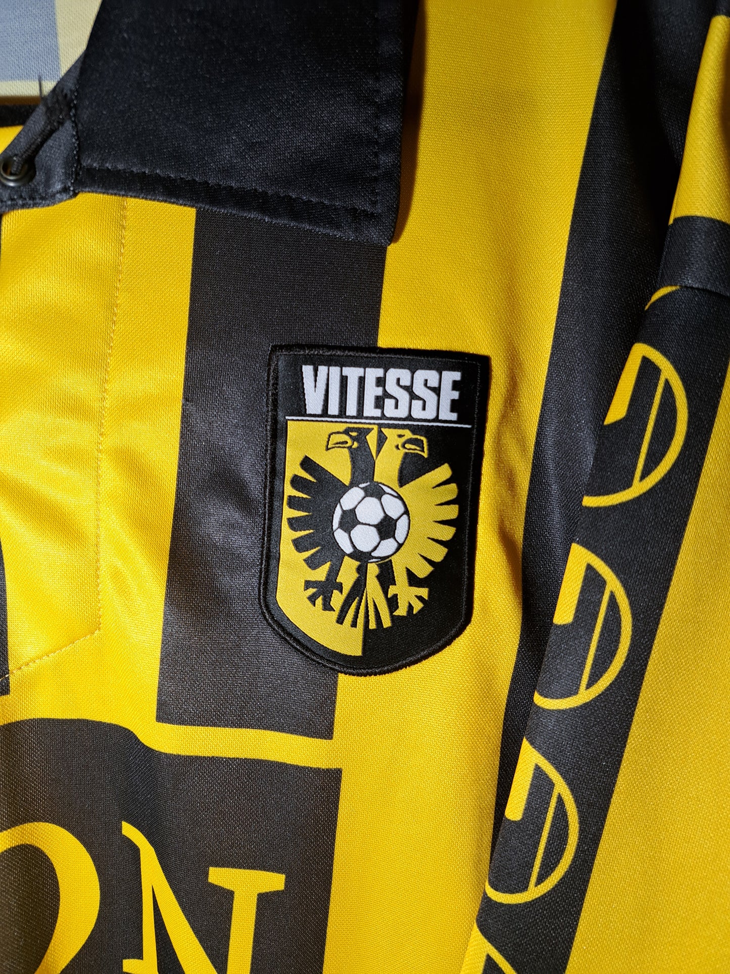 Vitesse 1999-2000 home shirt (XXL)