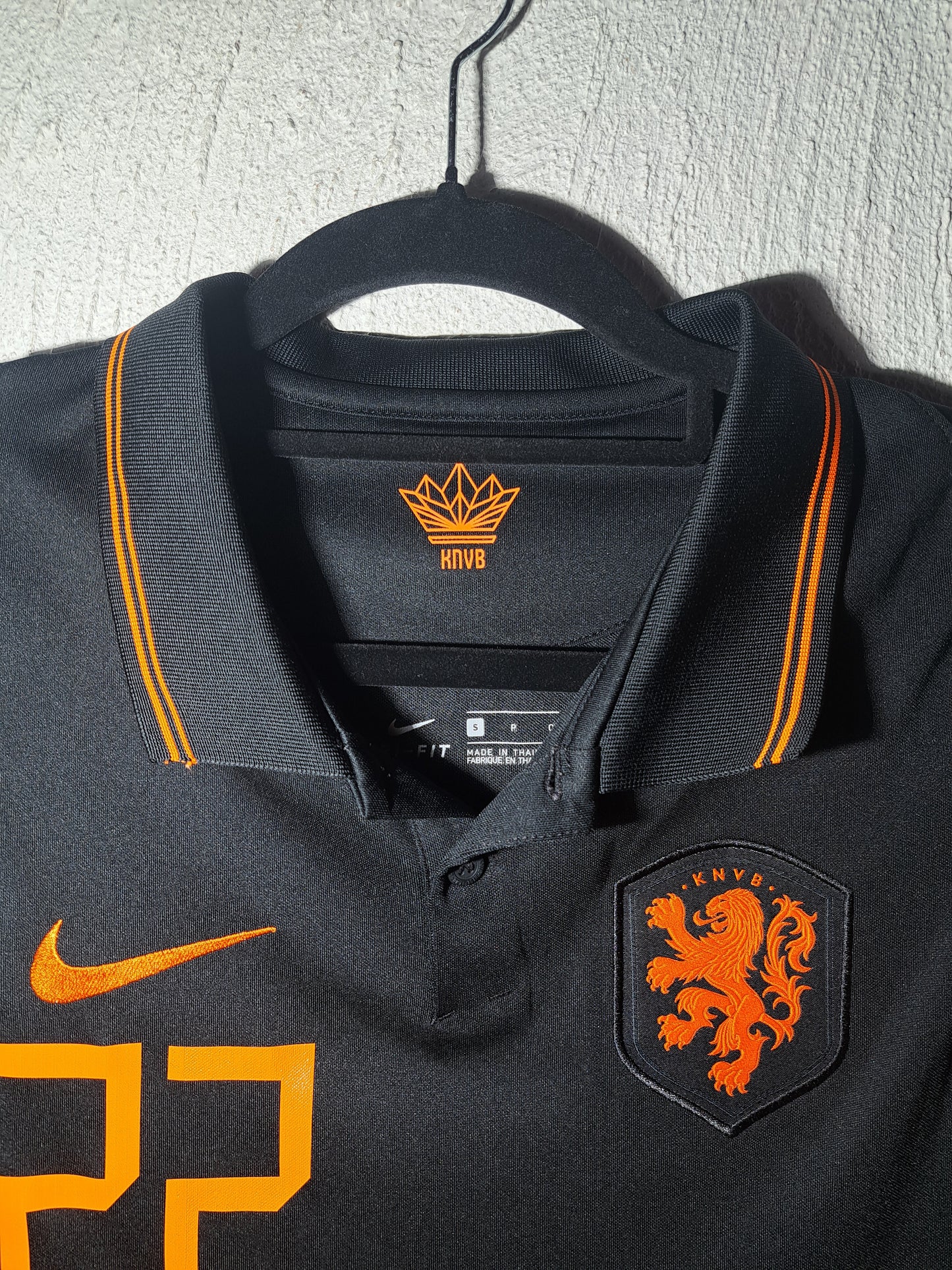 Netherlands 2020-2022 away shirt (S)