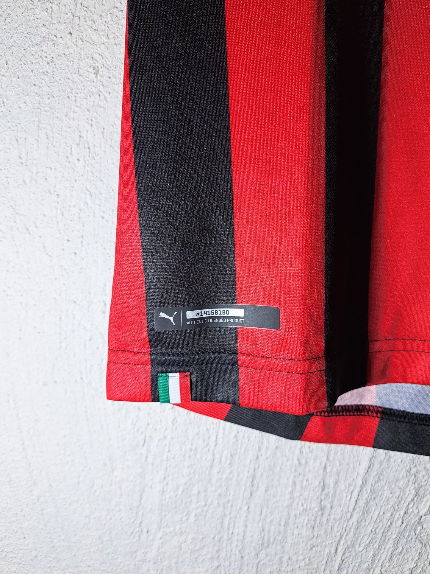 AC Milan 2018-2019 home shirt (L)