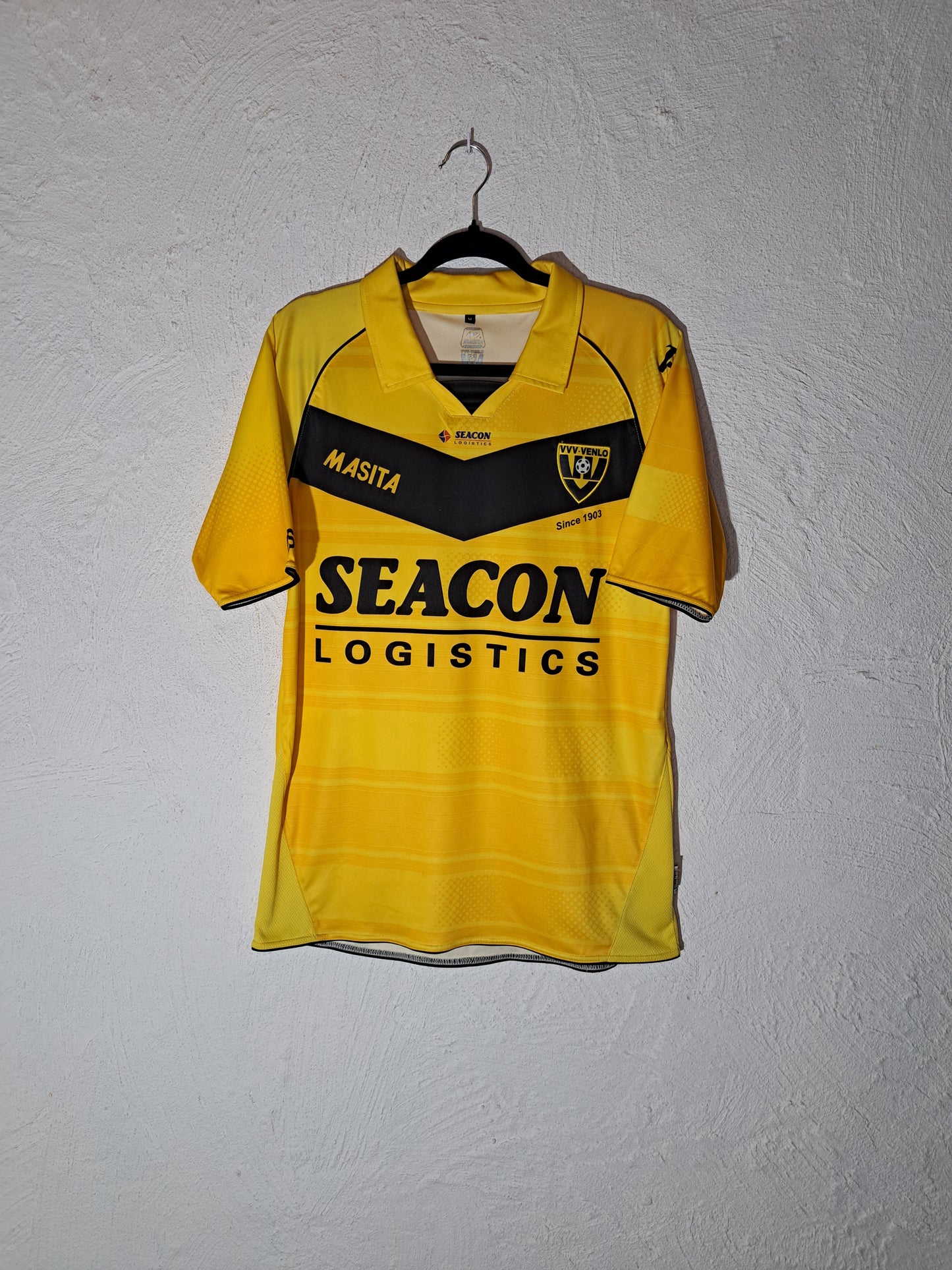 VVV Venlo 2012-2013 home shirt (M)