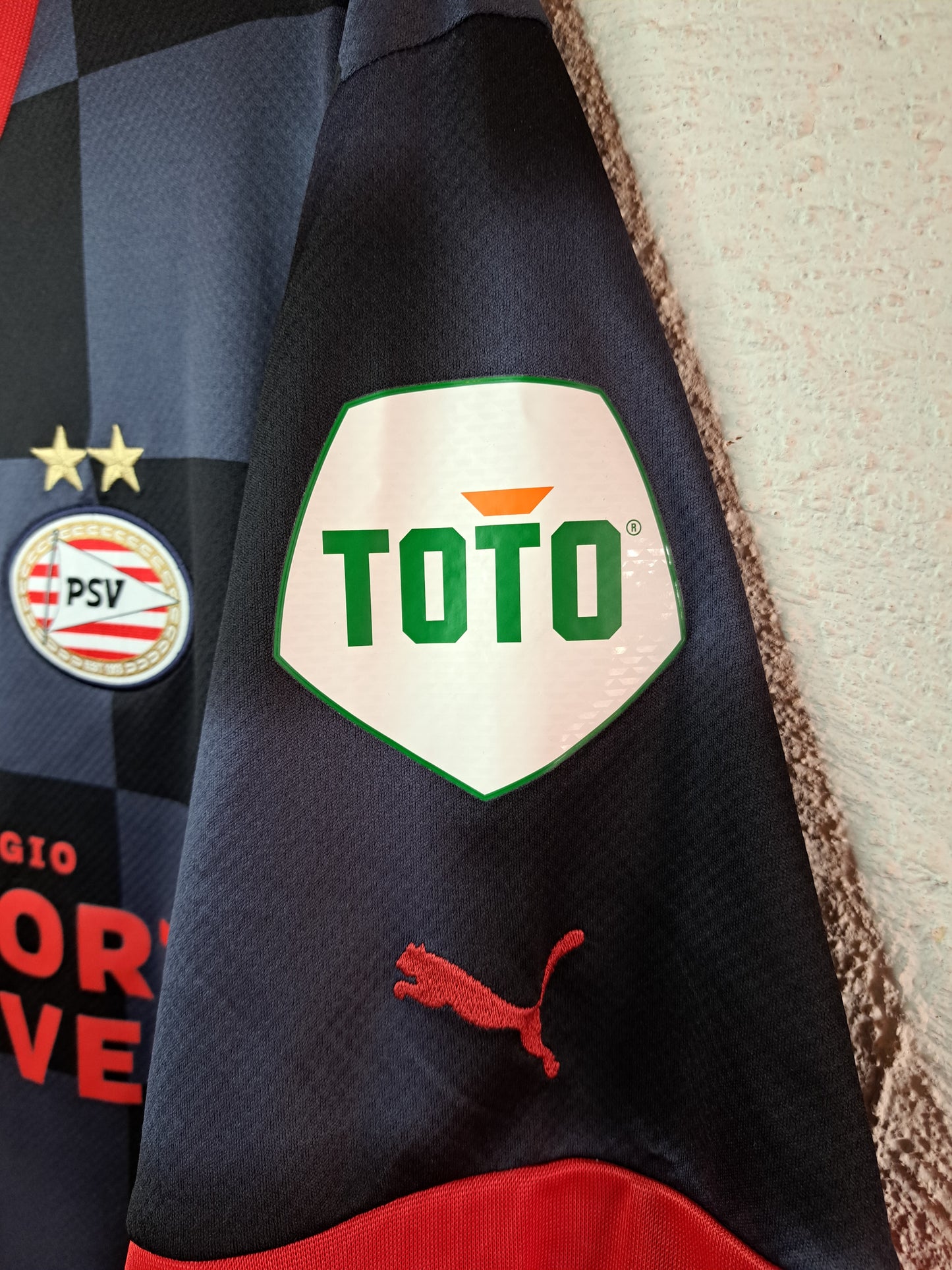PSV 2022-2023 away shirt (XL)