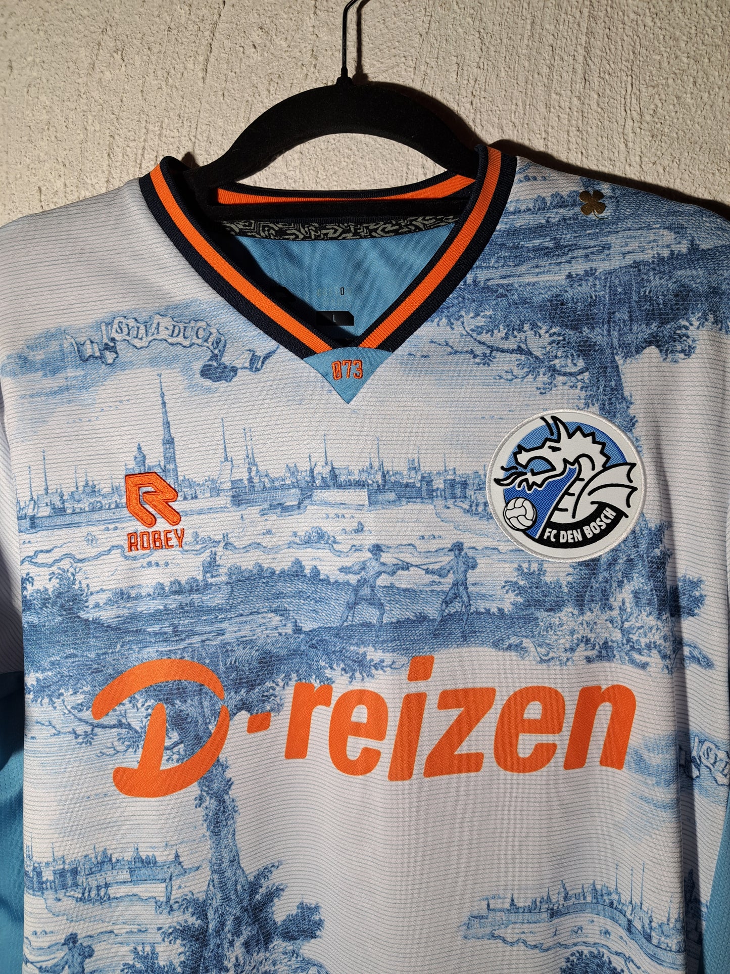 FC Den Bosch 2023-2024 away shirt (L)