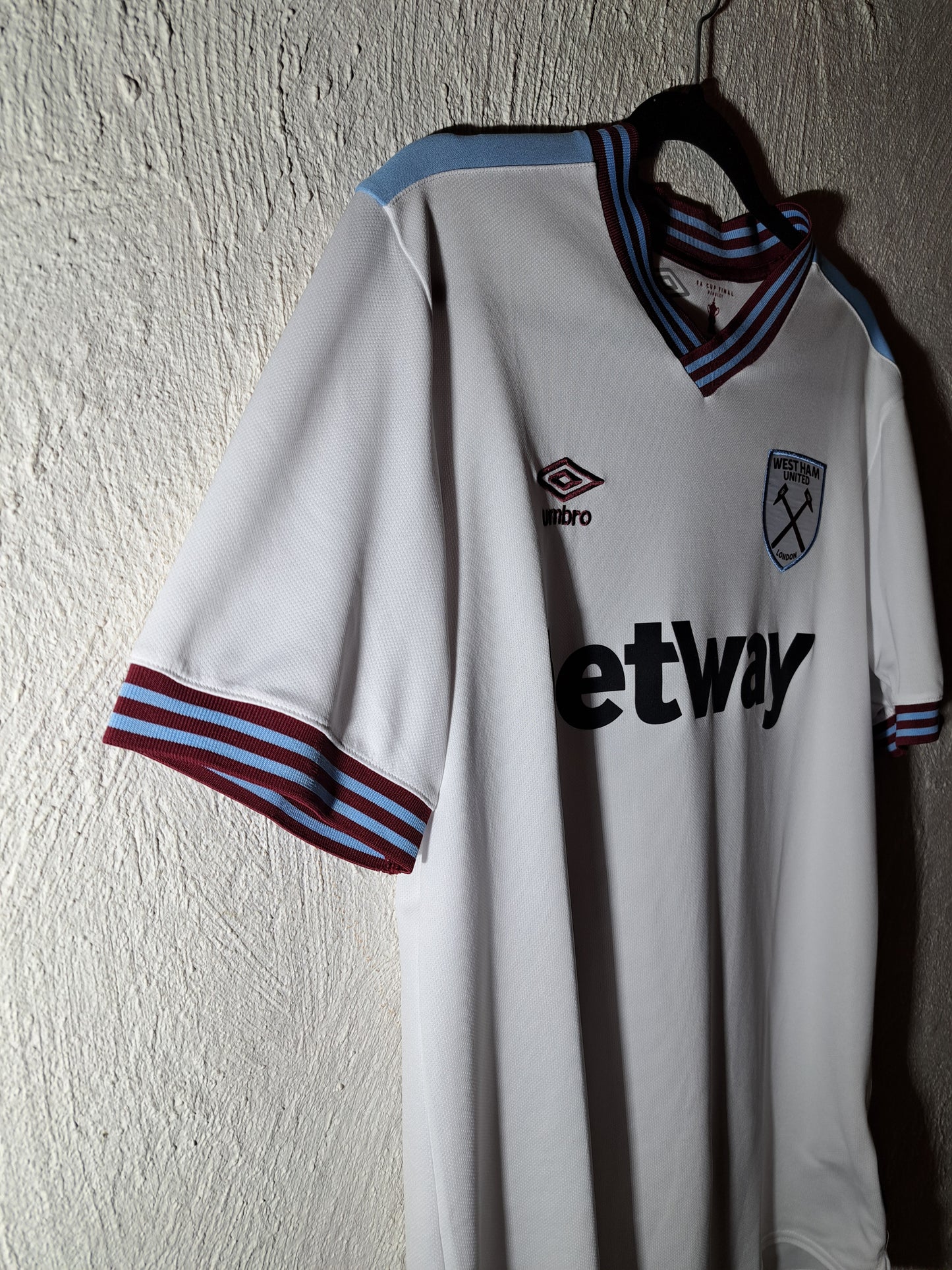 West Ham United 2019-2020 away shirt (L)