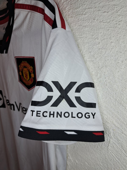 Manchester united 2022-2023 away shirt (M)