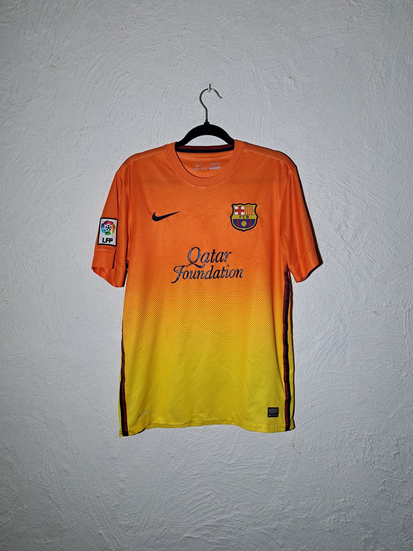 FC Barcelona 2012-2013 away shirt (M)