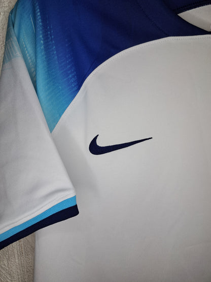 England 2022-2023 home shirt (M)