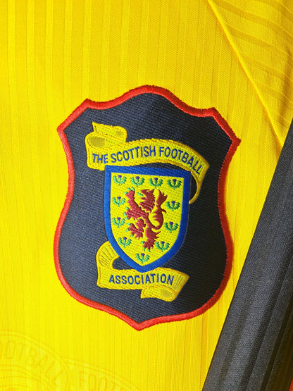 Scotland 1996-1999 away shirt (L)