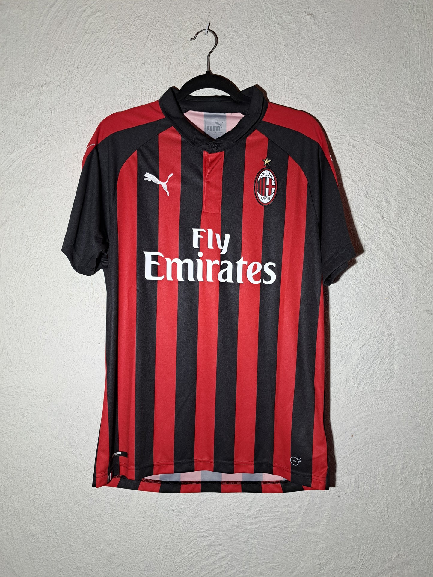 AC Milan 2018-2019 home shirt (L)