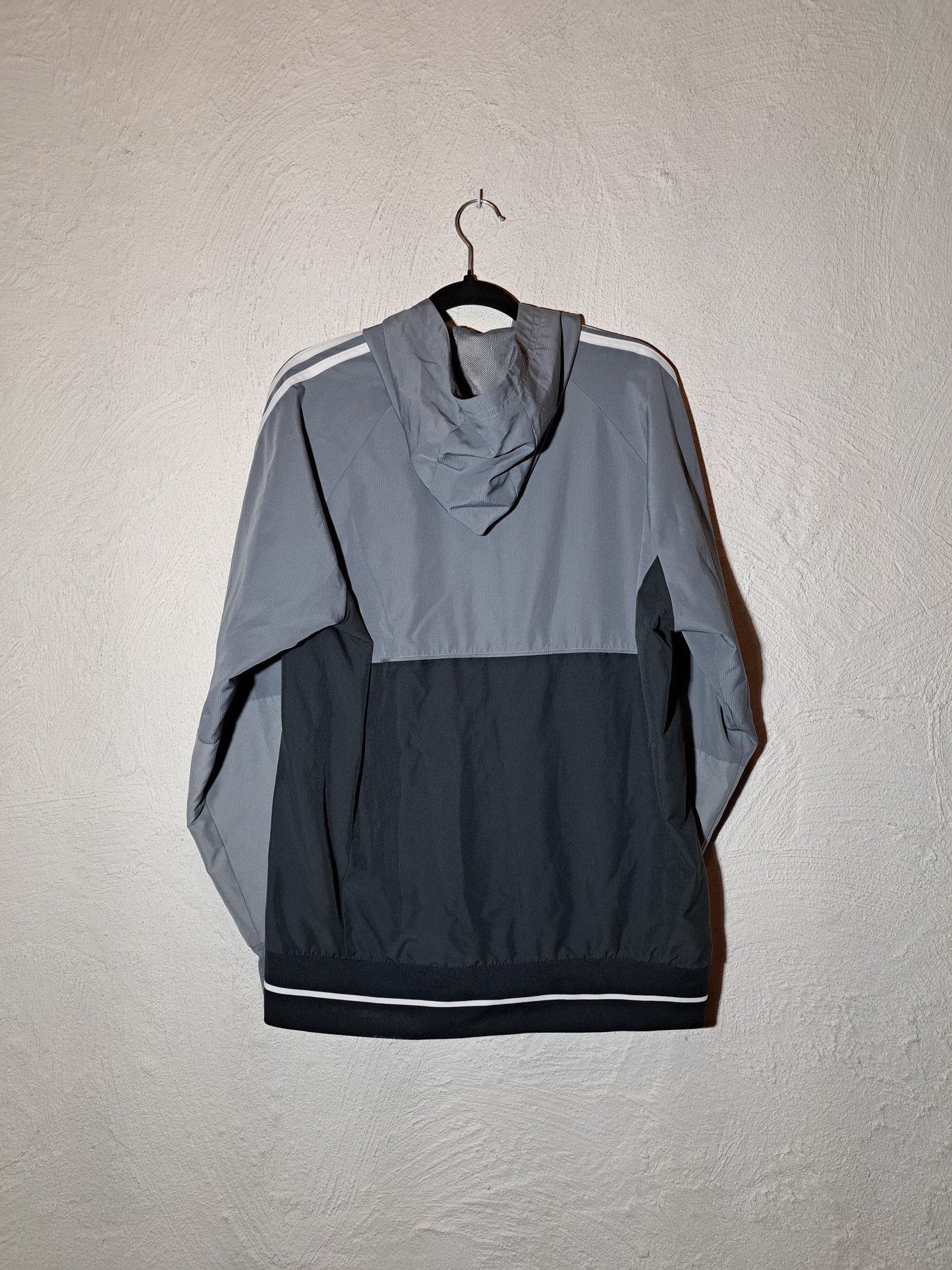 Manchester united 2017-2018 jacket (L)