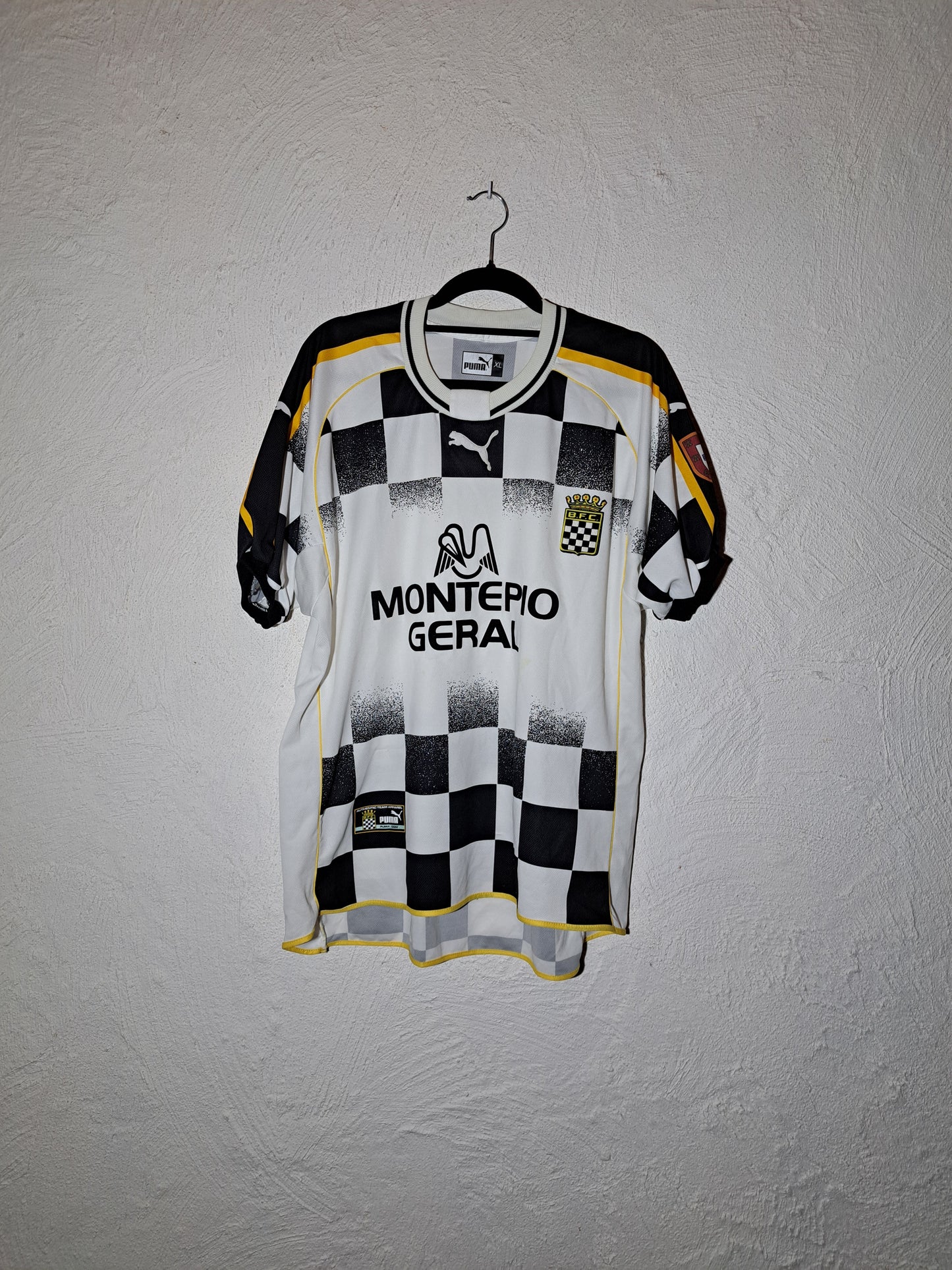 Boavista 2001-2003 home shirt (XL)
