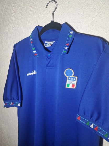 Italy 1992-1993 home shirt (L)