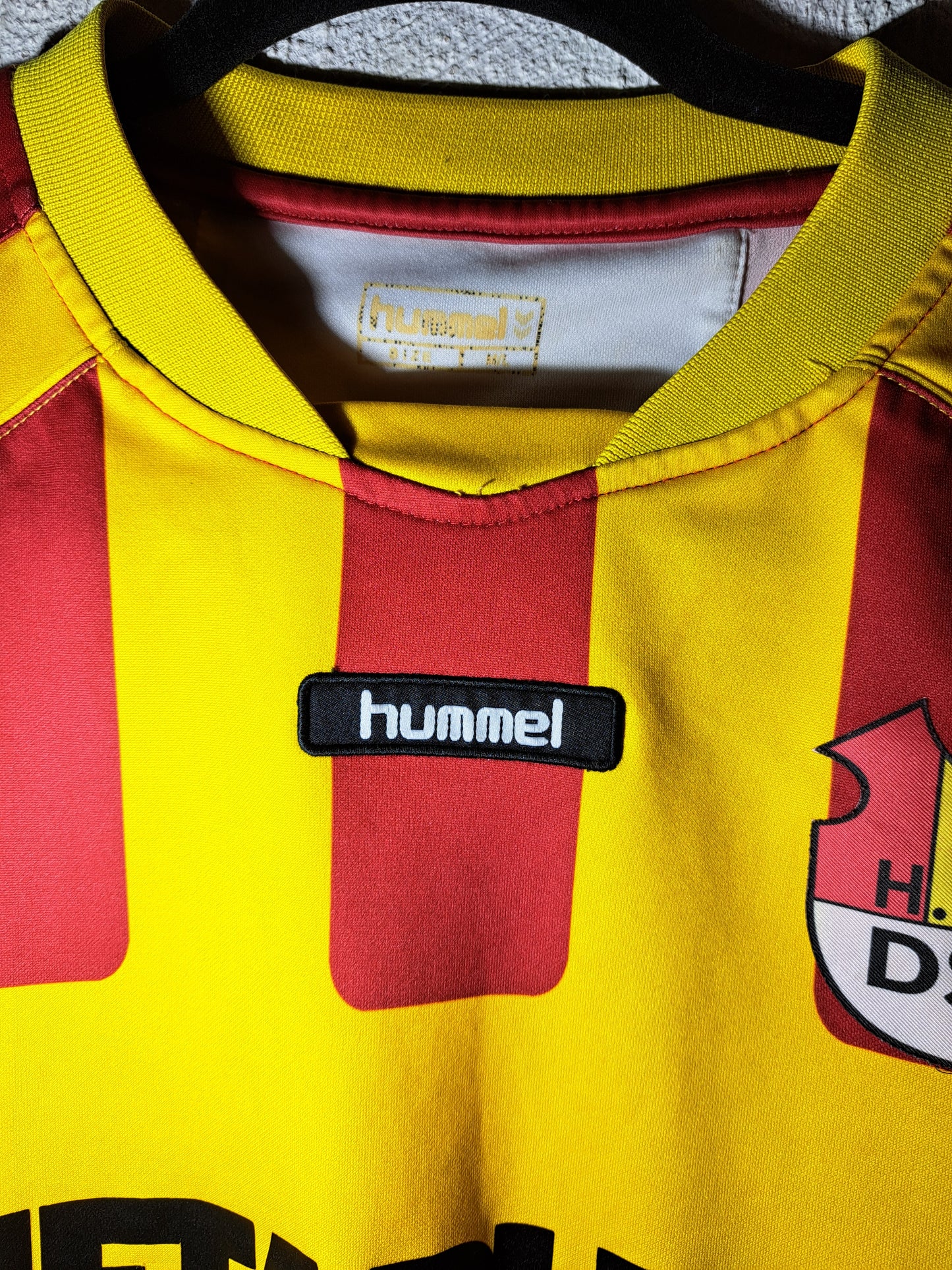 HVV DKS 2004-2005 home shirt (M)