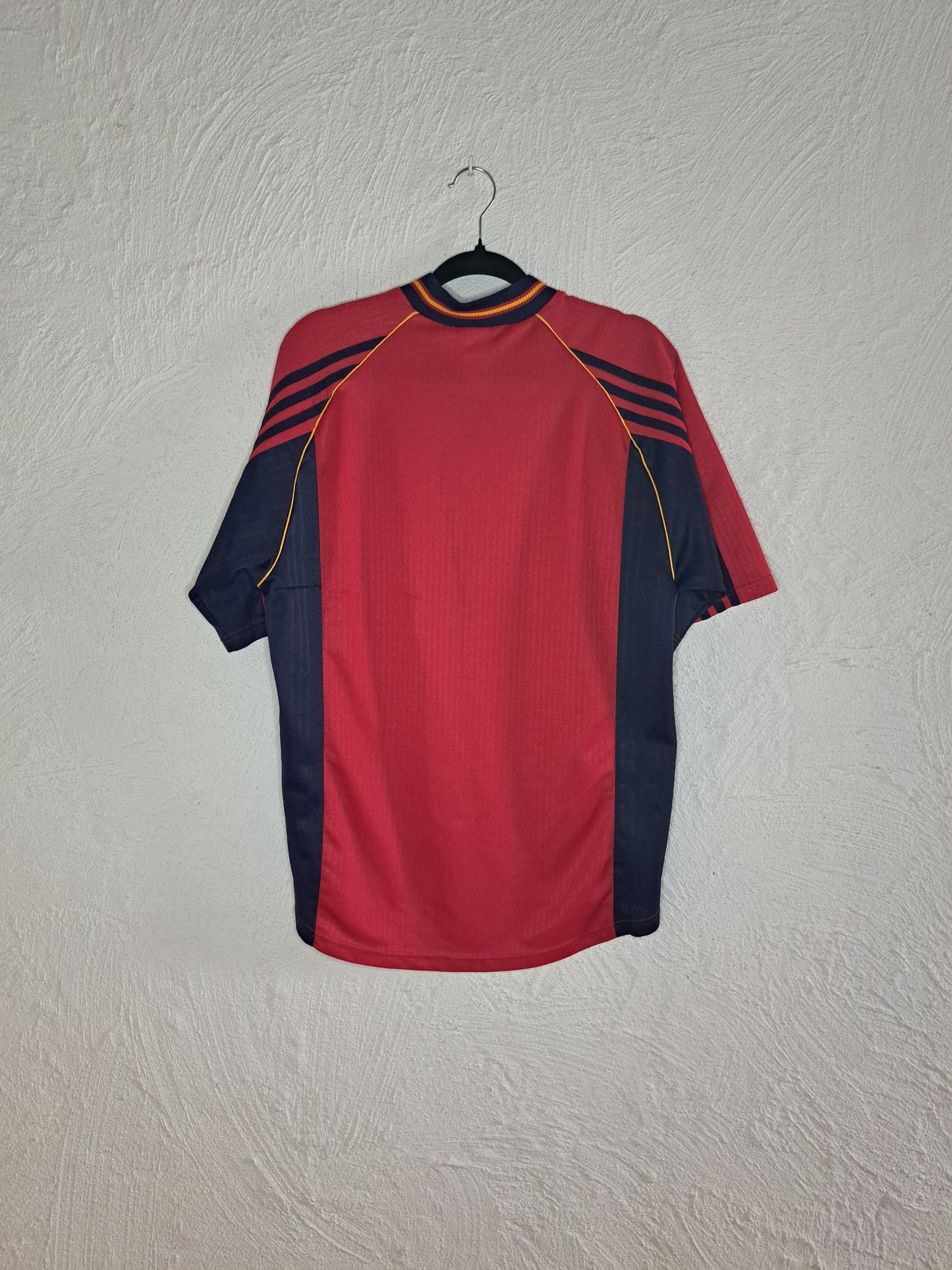 Spain 1998-1999 home shirt (M)