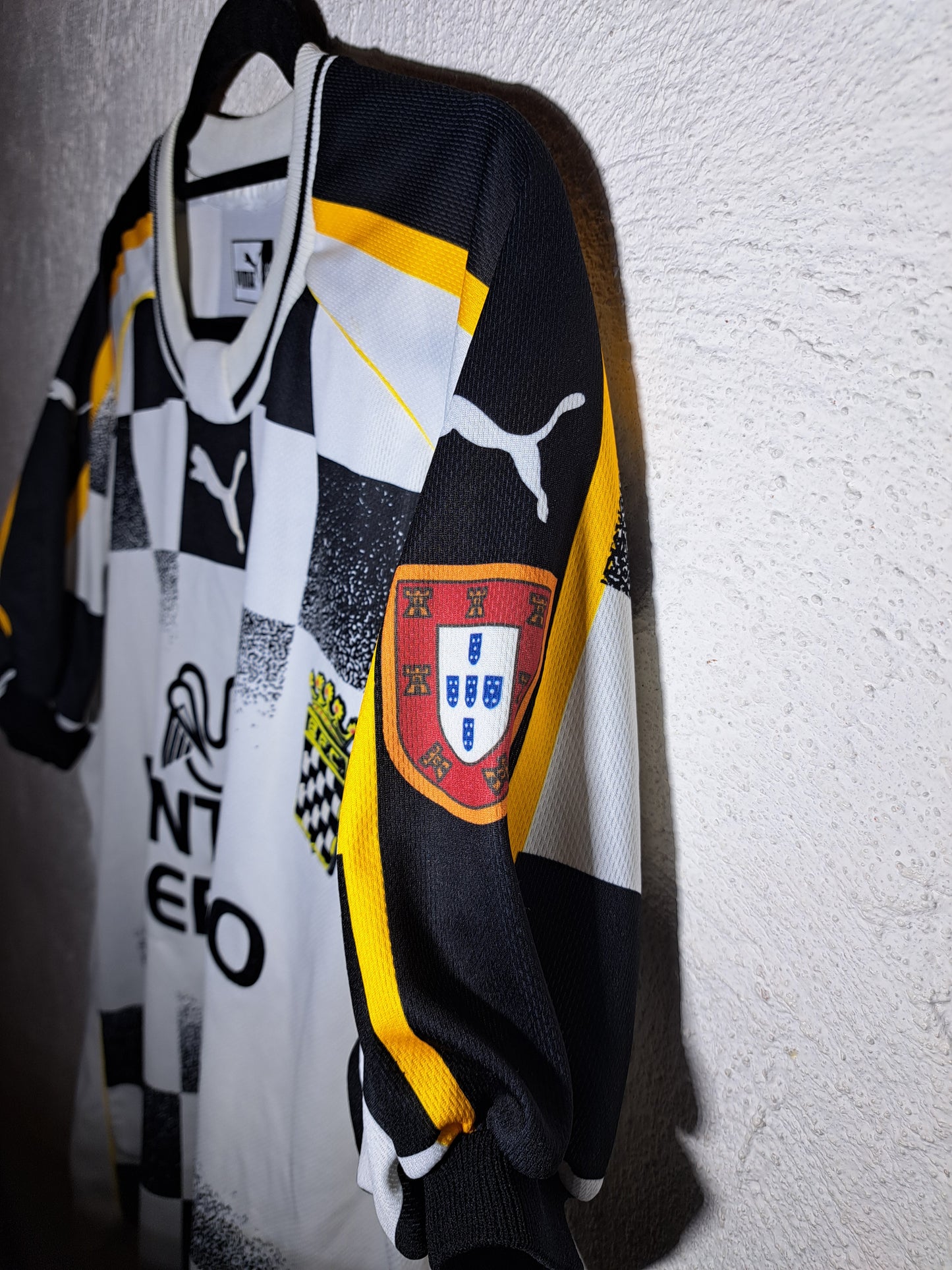 Boavista 2001-2003 home shirt (XL)