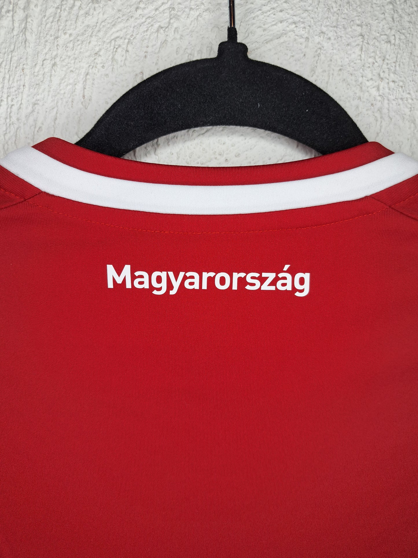 Hungary 2016-2018 home shirt (S)