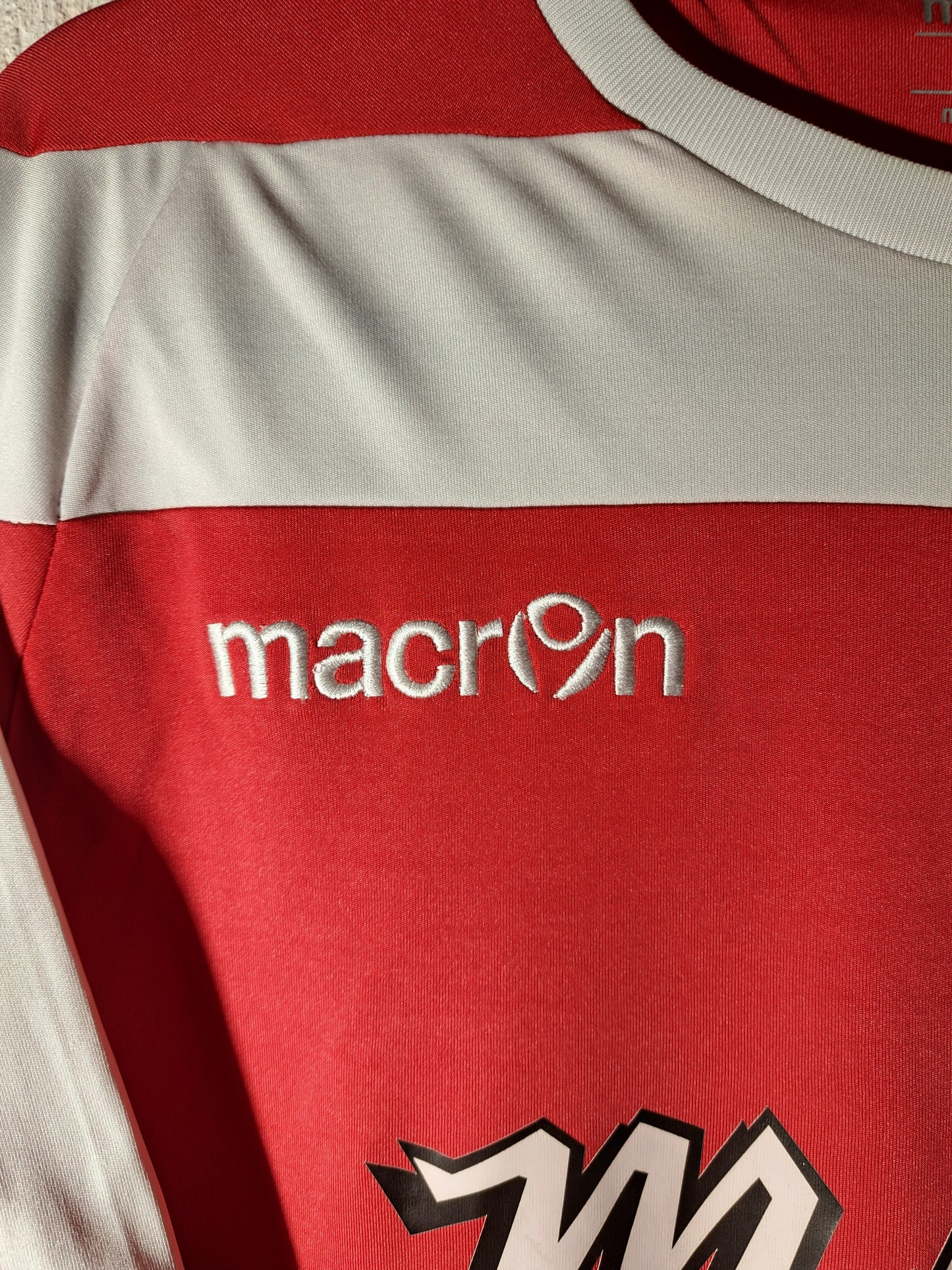 Newport County 2015-2016 away shirt (L)