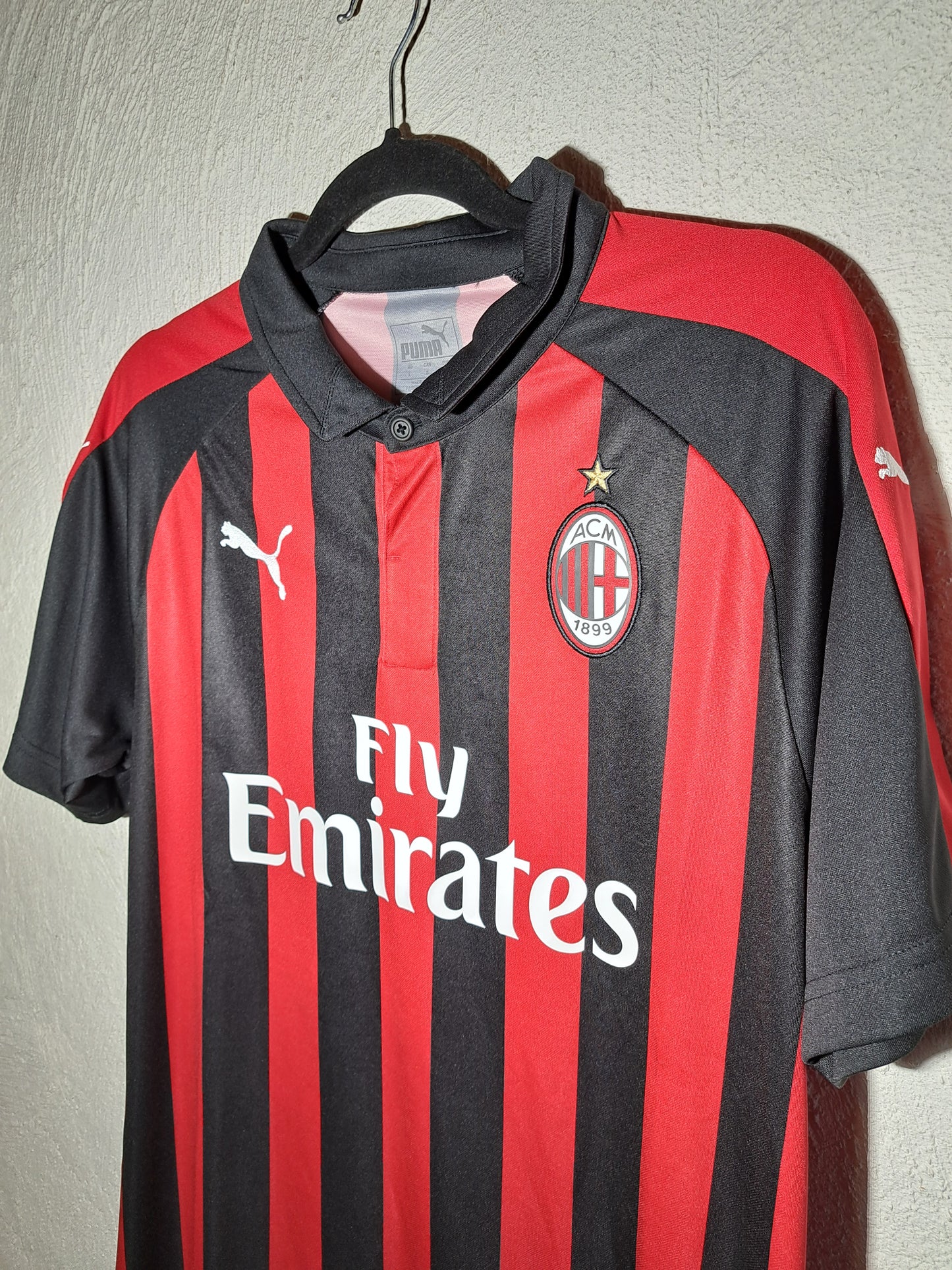 AC Milan 2018-2019 home shirt (L)