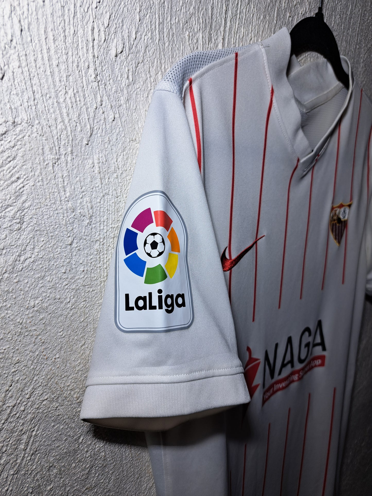 Sevilla 2021-2022 home shirt (M)