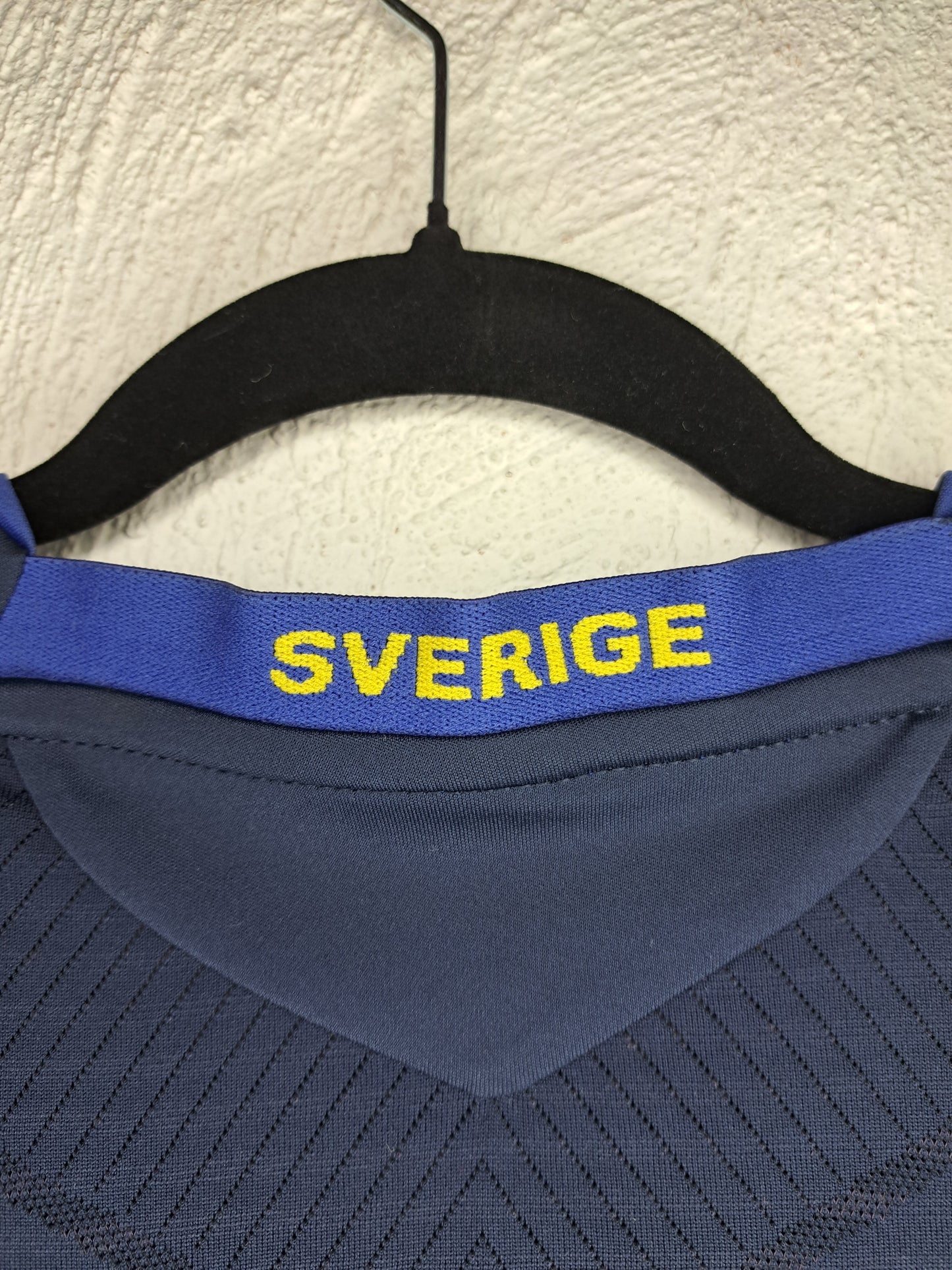 Sweden 2008-2010 away shirt (XL)