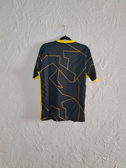 Kaiser Chiefs 2021-2022 away shirt (L)