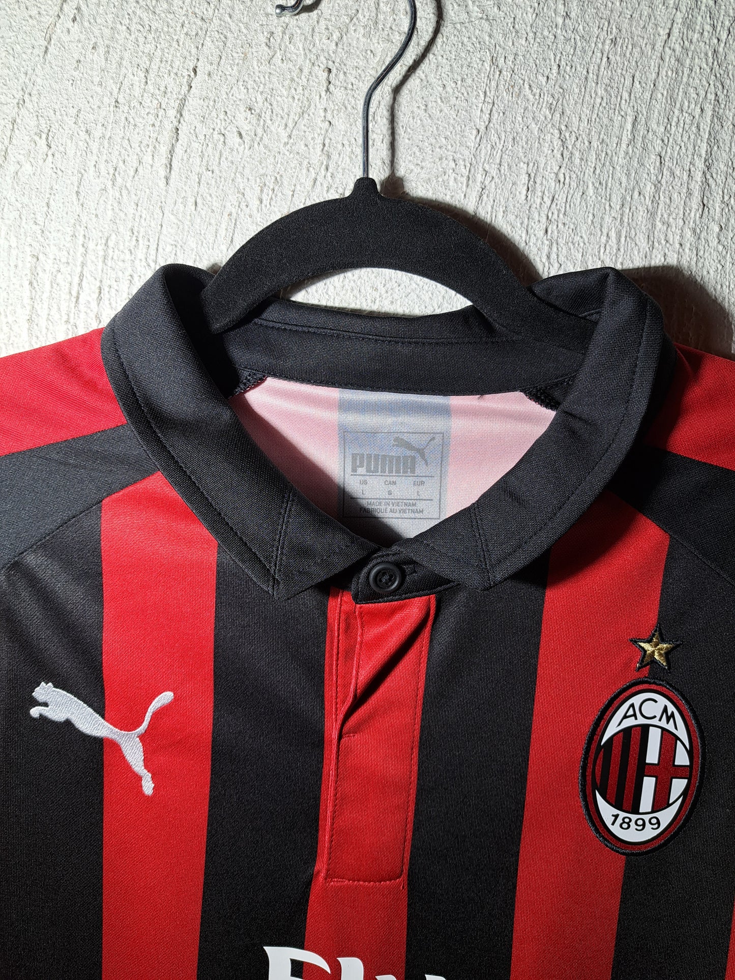 AC Milan 2018-2019 home shirt (L)