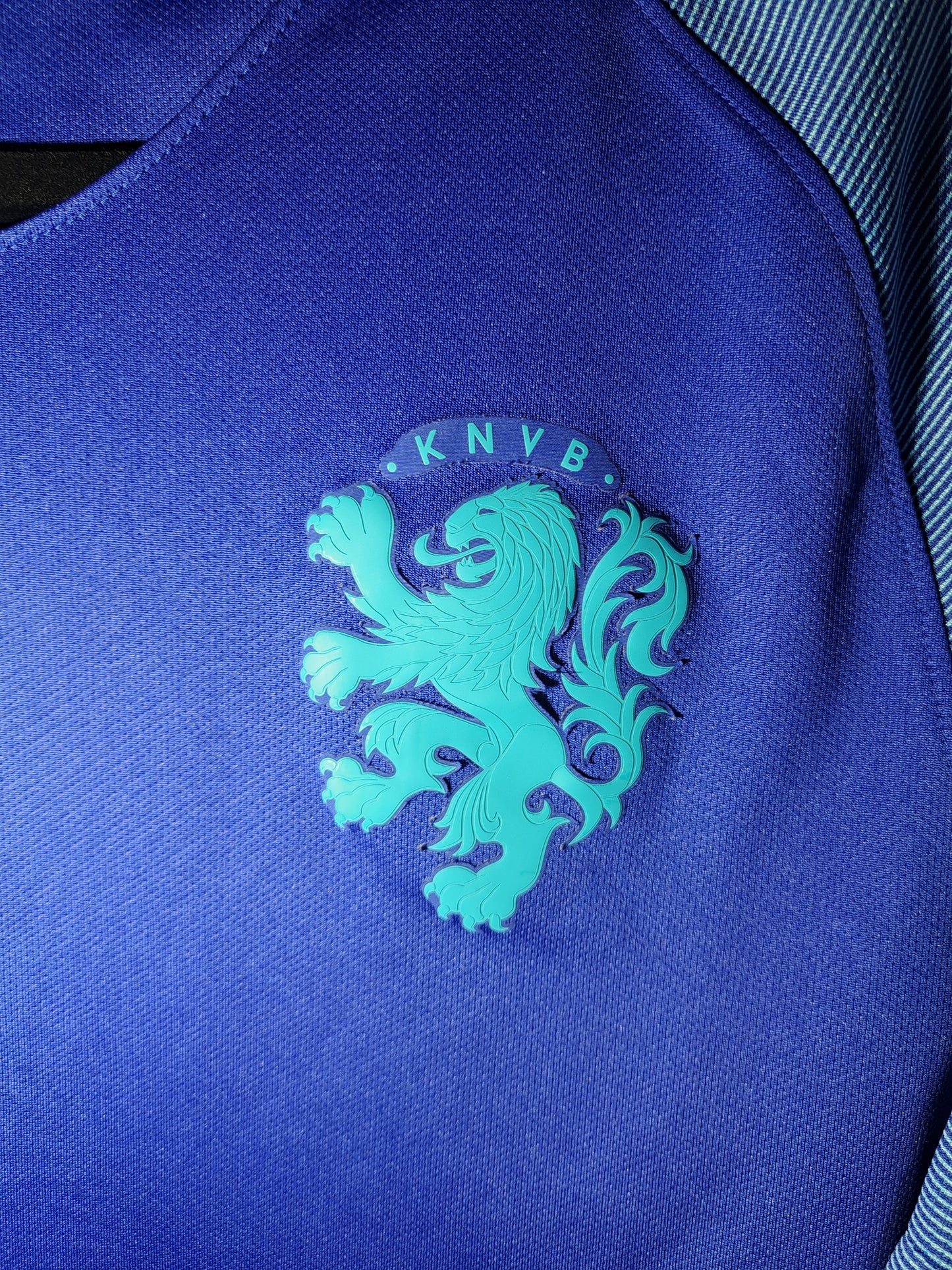 The Netherlands 2016-2017 away shirt (M)